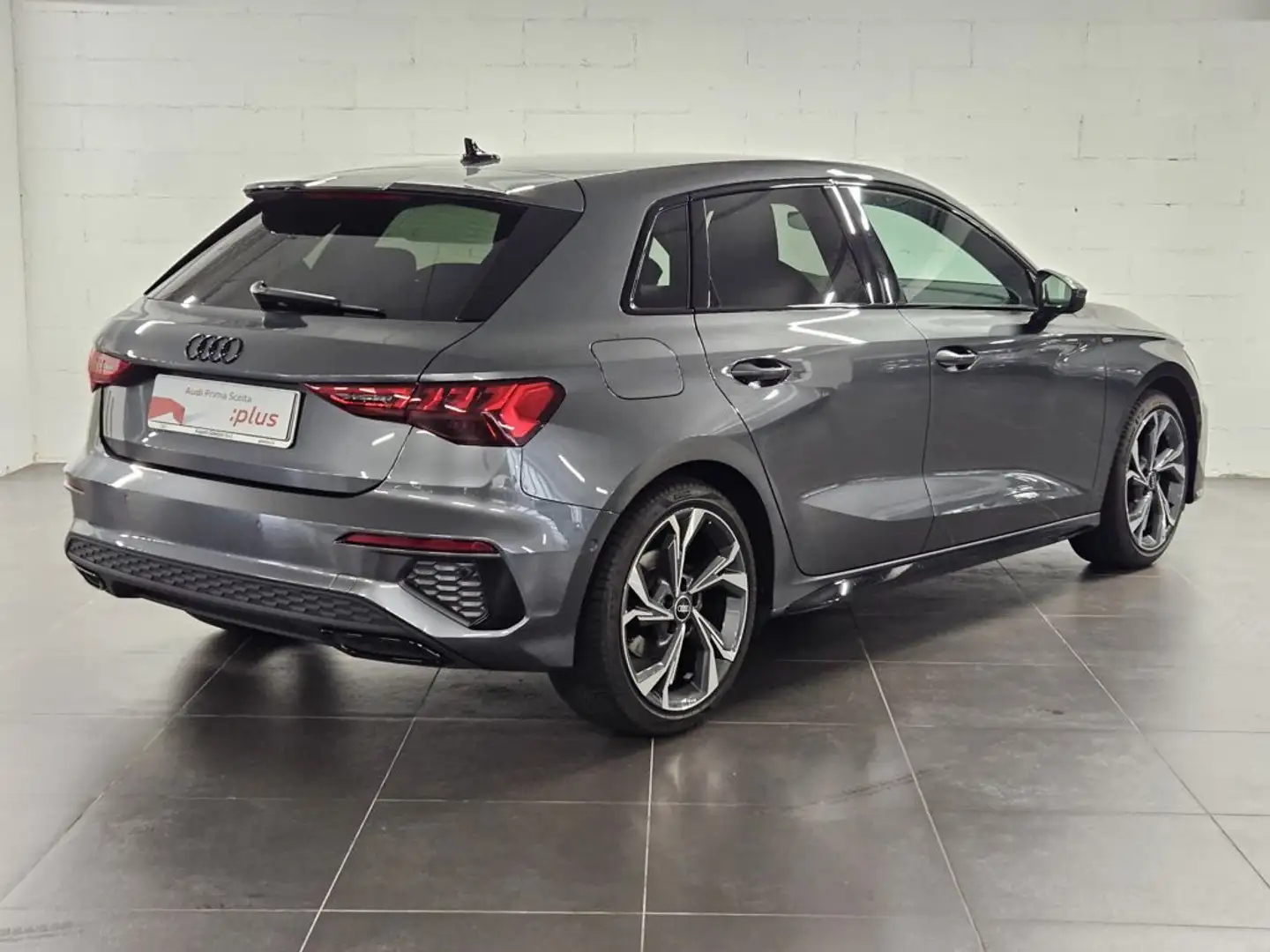 Audi A3 SPB 35 TFSI S line edition Grigio - 2