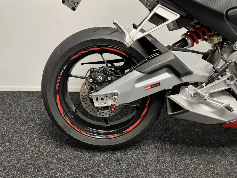 Aprilia RS 660 - foto 8