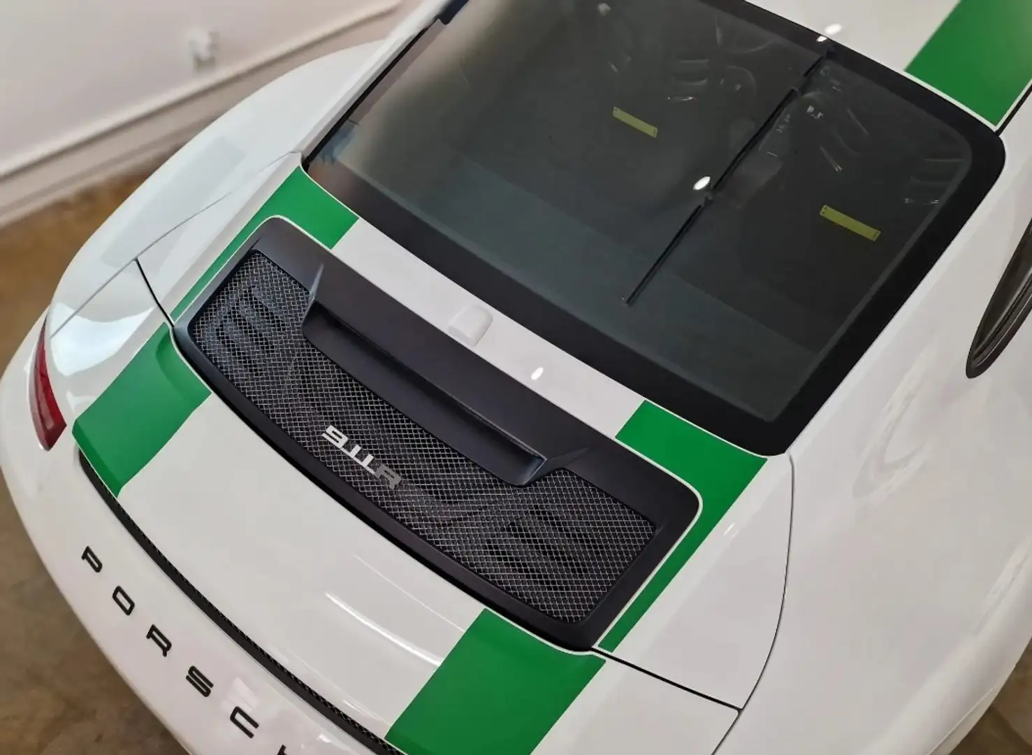 Porsche 911 R 4.0 500 PS Coupe Weiß - 1