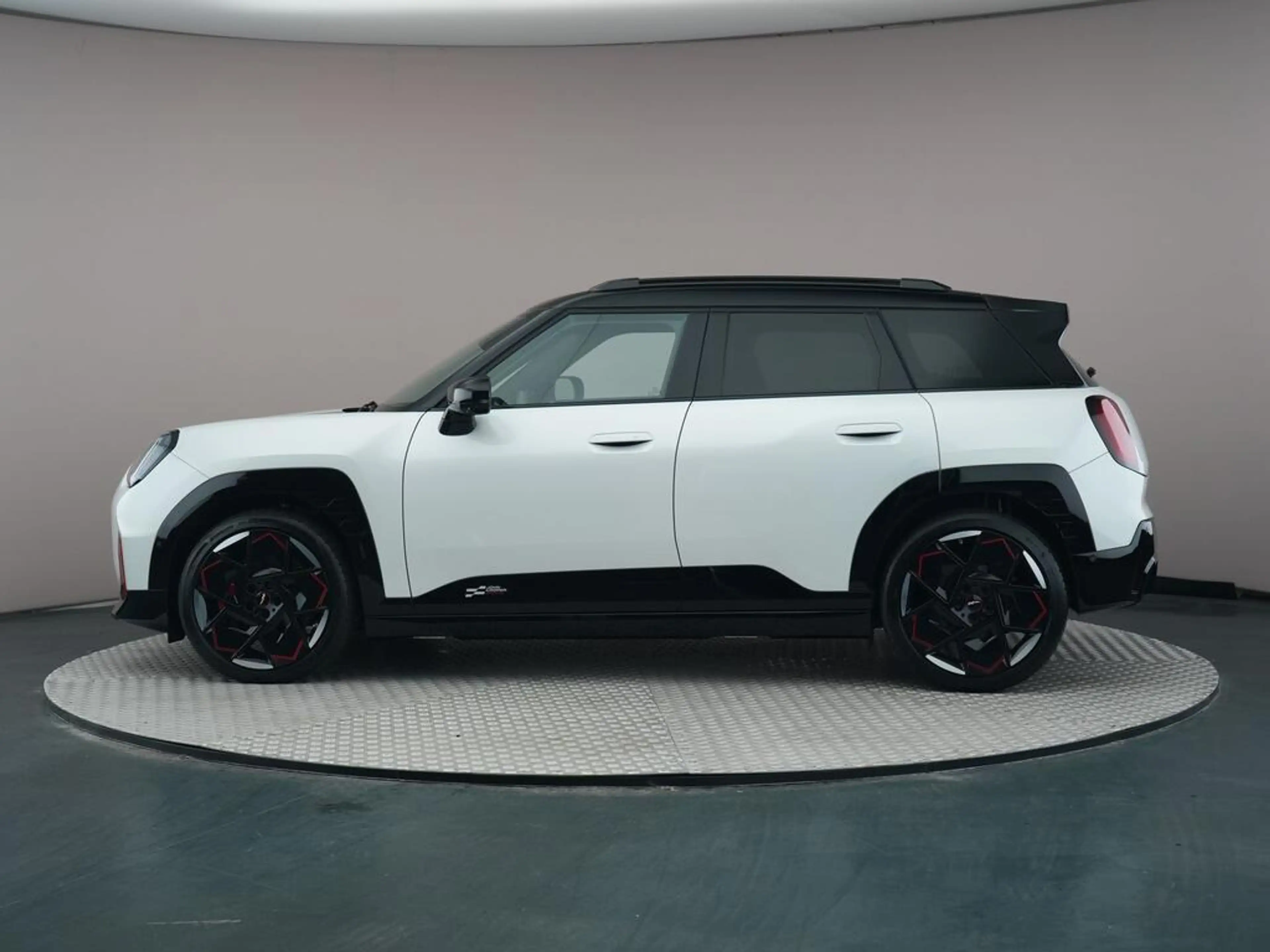 MINI Aceman E JCW John Cooper Works XL 54.2 kWh — photo 8
