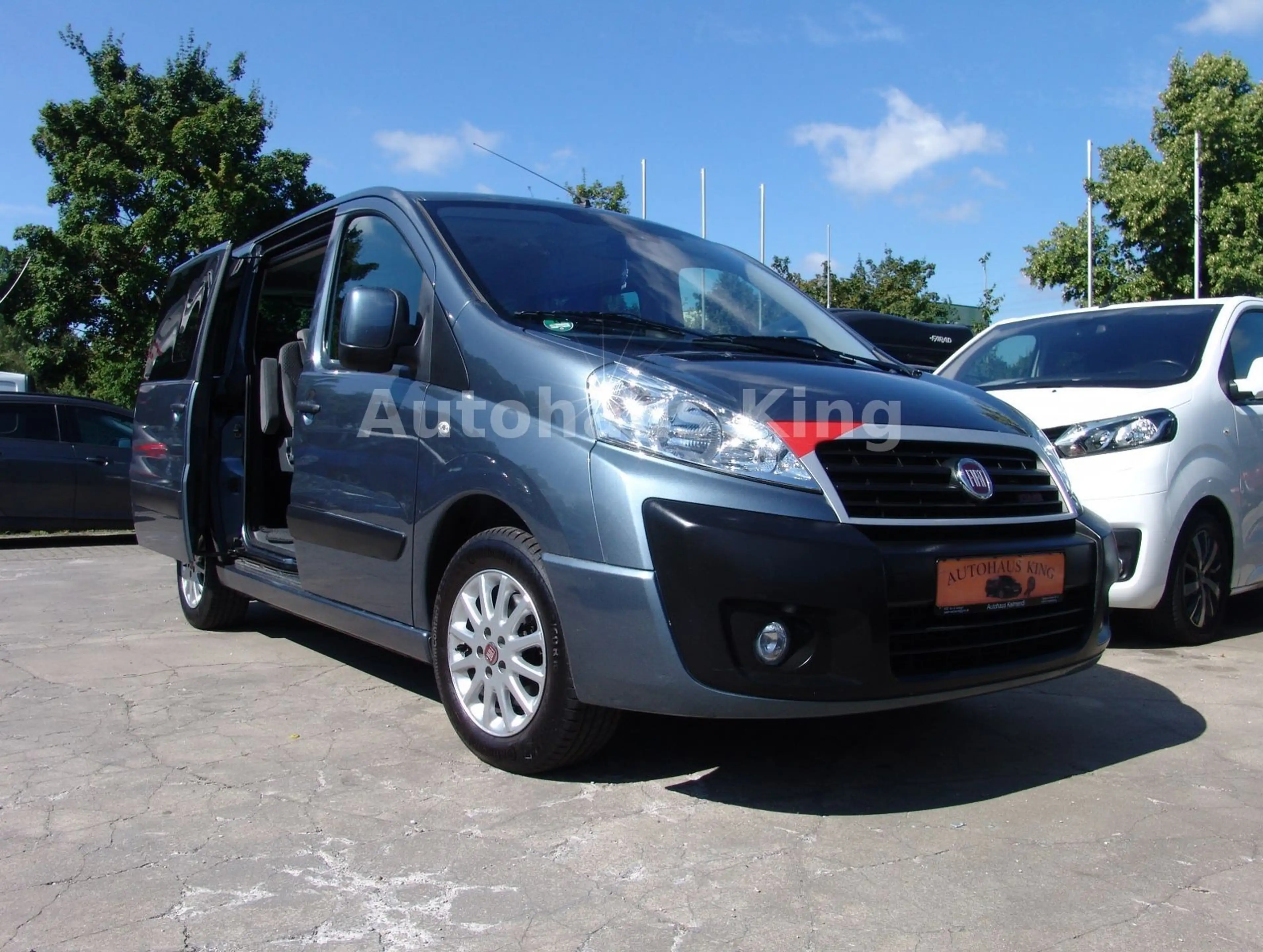 Fiat Scudo Panorama Executive Multijet-8 Sit/NAVI