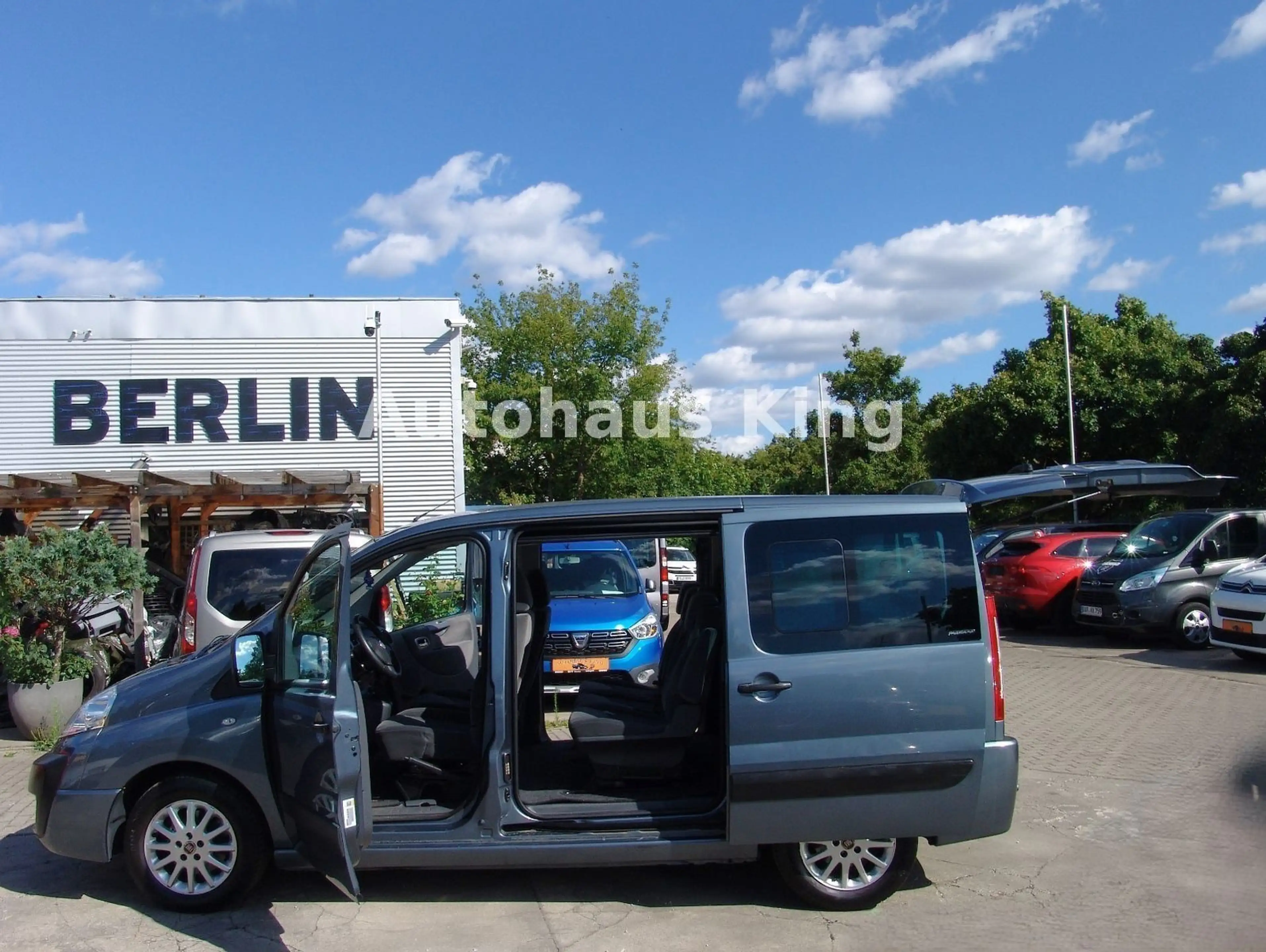Fiat Scudo Panorama Executive Multijet-8 Sit/NAVI — photo 3
