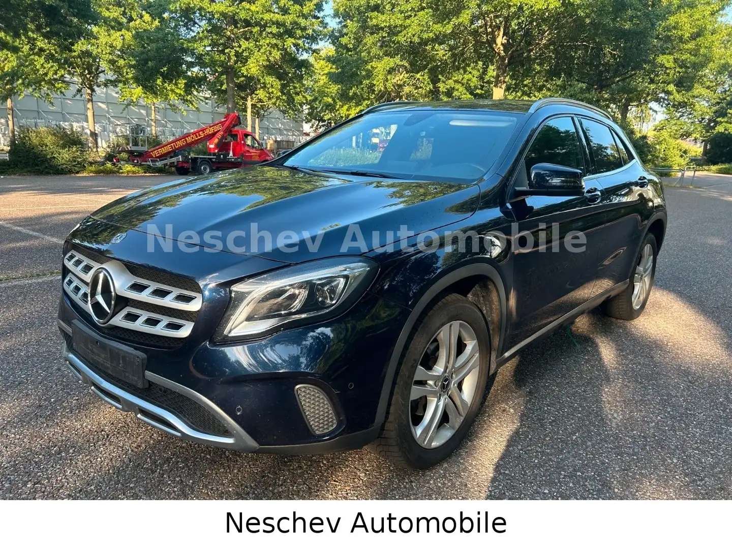 Mercedes-Benz GLA 220 d 4Matic 7G-tr Urban /Comand/LED/TotW/18 Bleu - 1