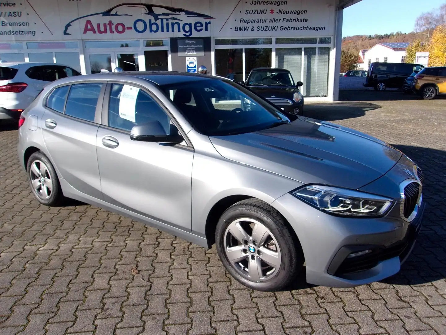 BMW 118 i Advantage Grau - 2