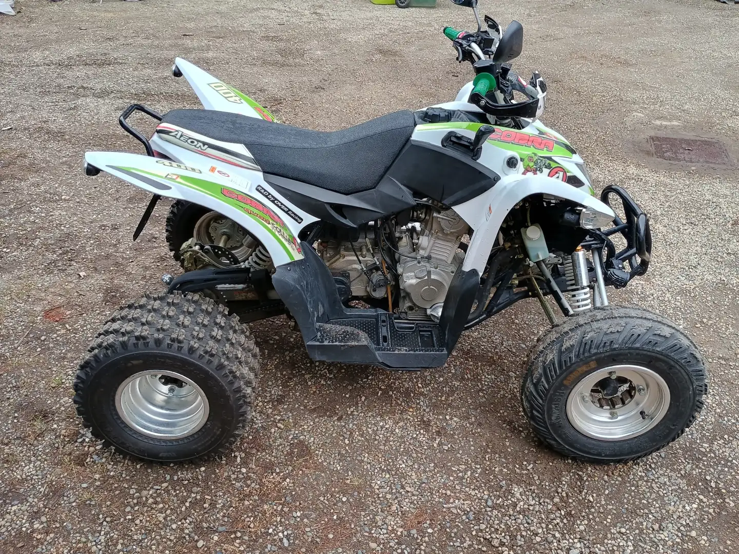 Aeon Cobra 400 Bílá - 2
