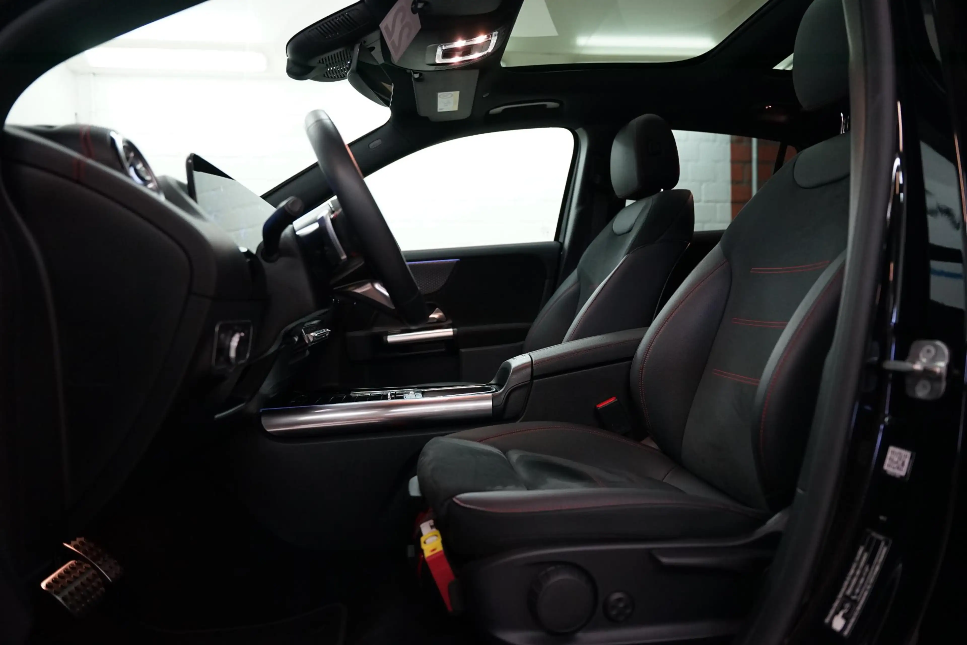 Mercedes-Benz EQA 250 EQA 250+ AMG Line |Panoramisch schuifdak|... — photo 11