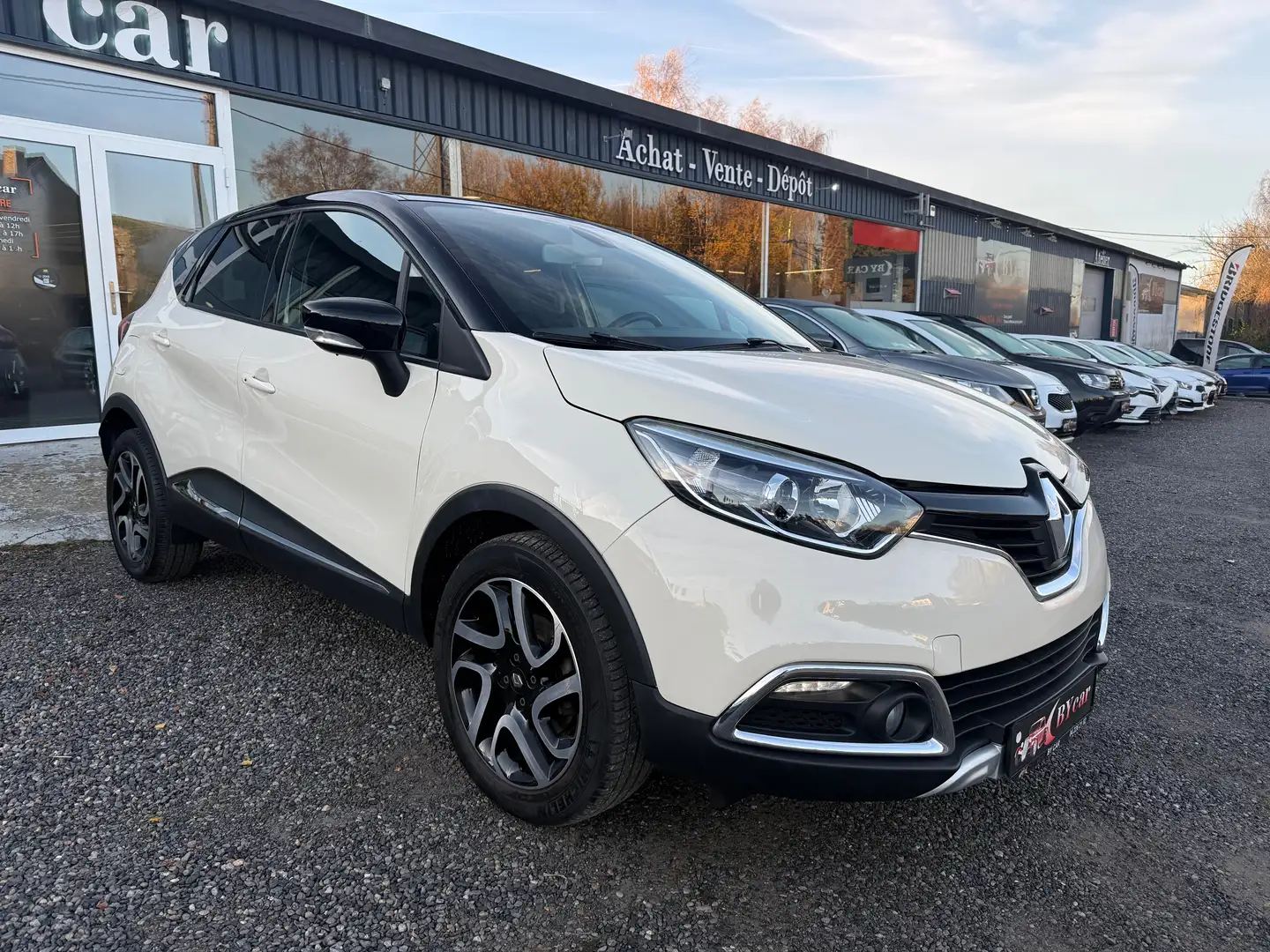Renault Captur 1.2 TCe *GARANTIE 2 ANS* BOITE AUTO Beige - 2
