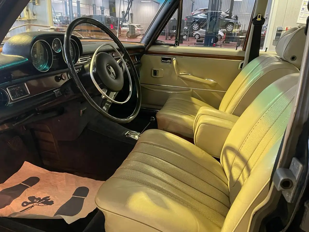 Mercedes-Benz 300 SEL 6.3, foto 2
