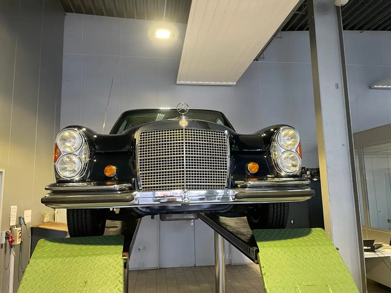 Mercedes-Benz 300 SEL 6.3, foto 4