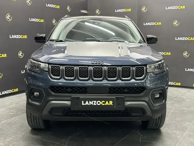 Jeep Compass view 2