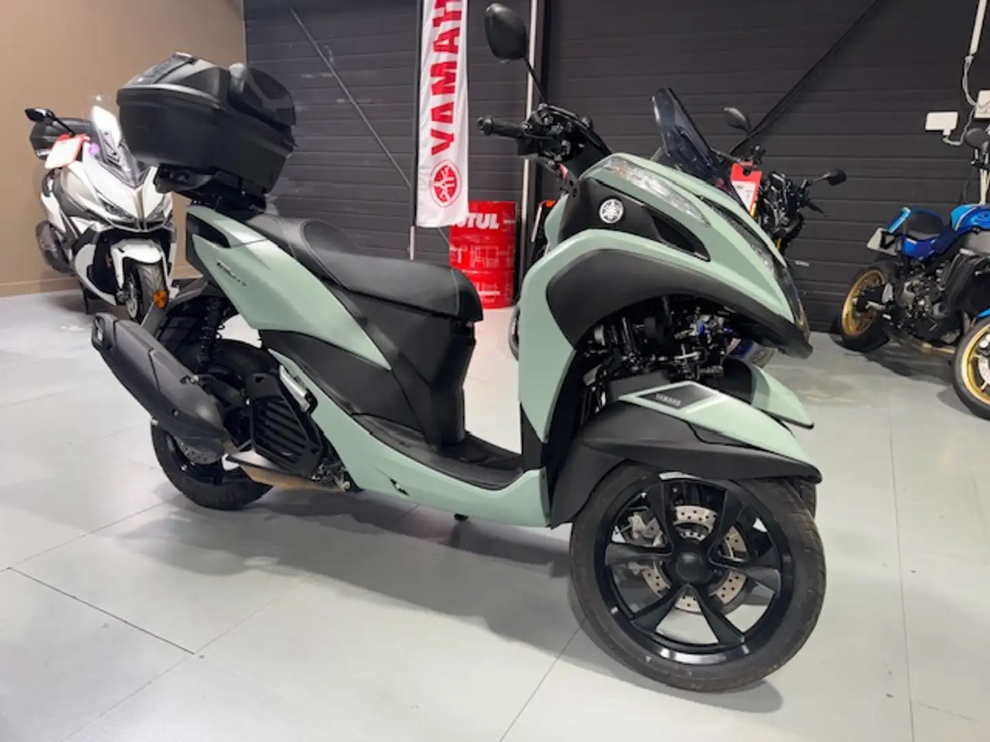 Yamaha TriCity Vert - 2