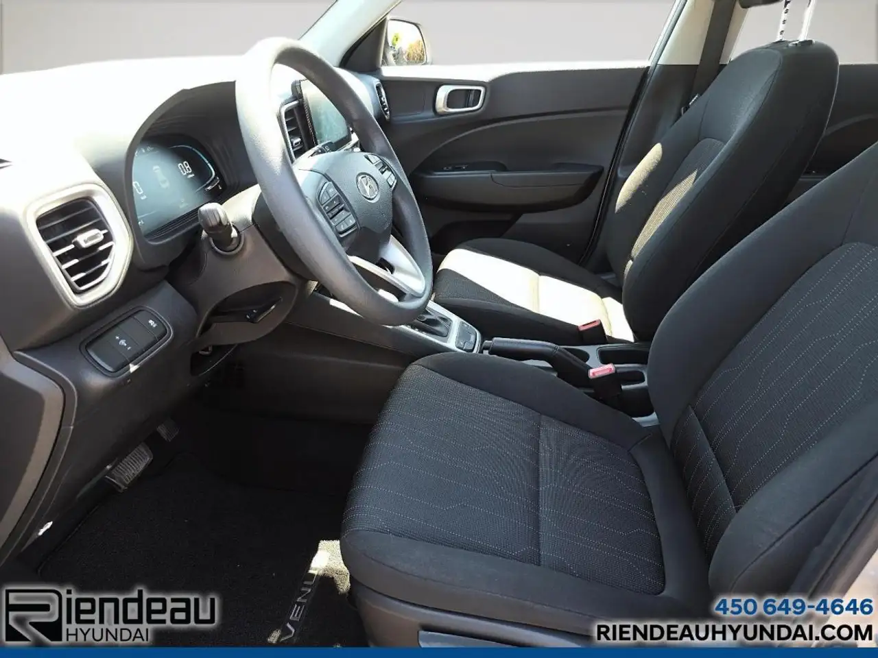 Hyundai Venue снимка Hyundai Venue