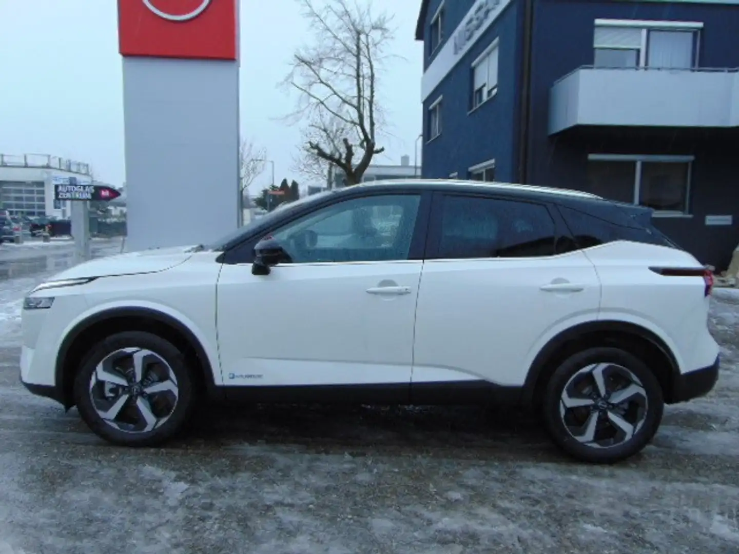 Nissan Qashqai MY22 N-Connecta 1.5 VC-T e-POWER Klima Navi Noir - 2