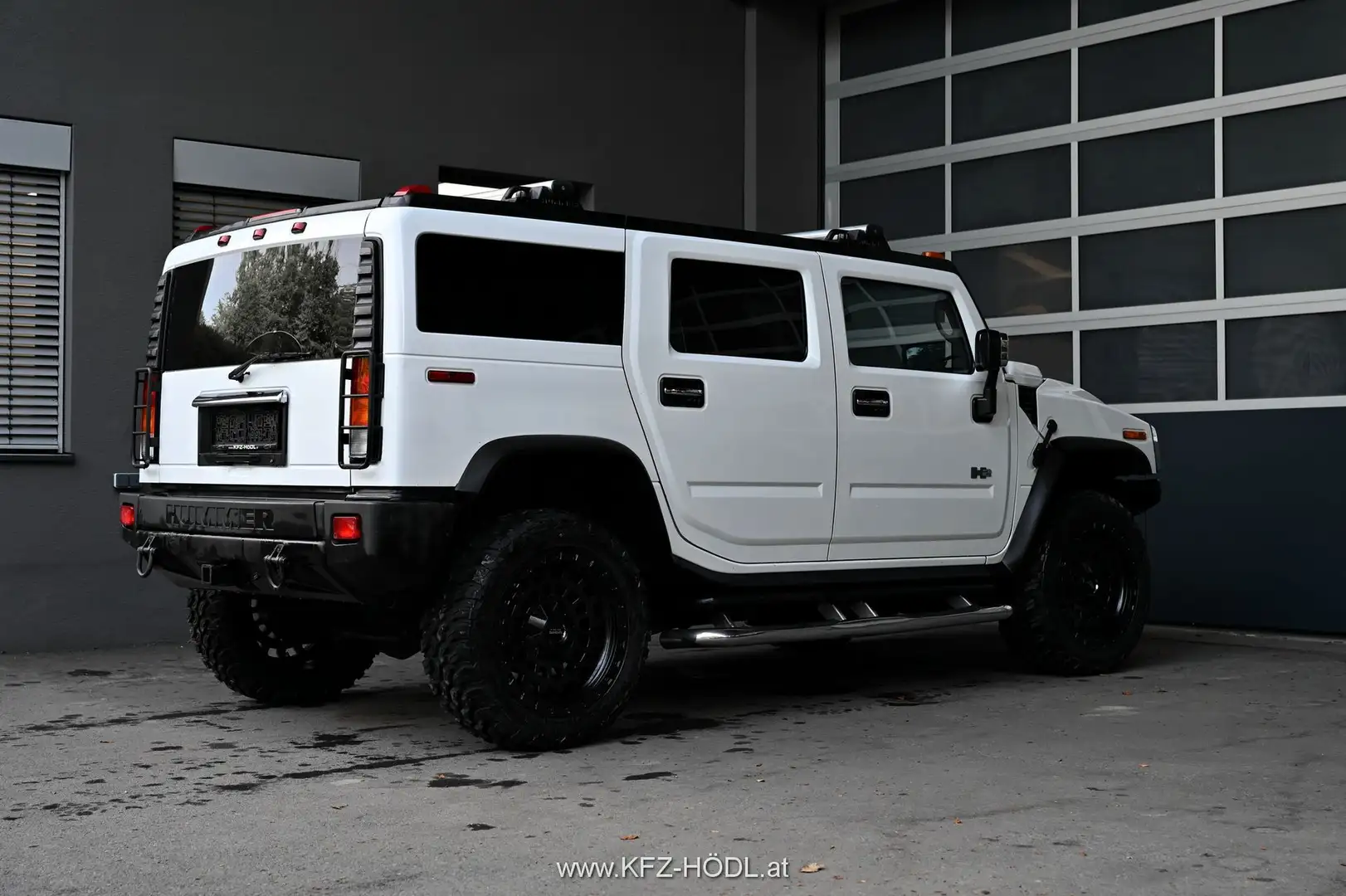 HUMMER H2 SUV Base Weiß - 2