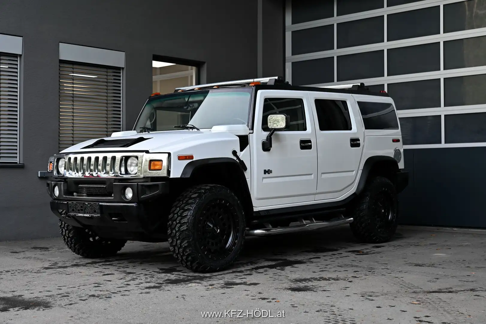 HUMMER H2 SUV Base Weiß - 1