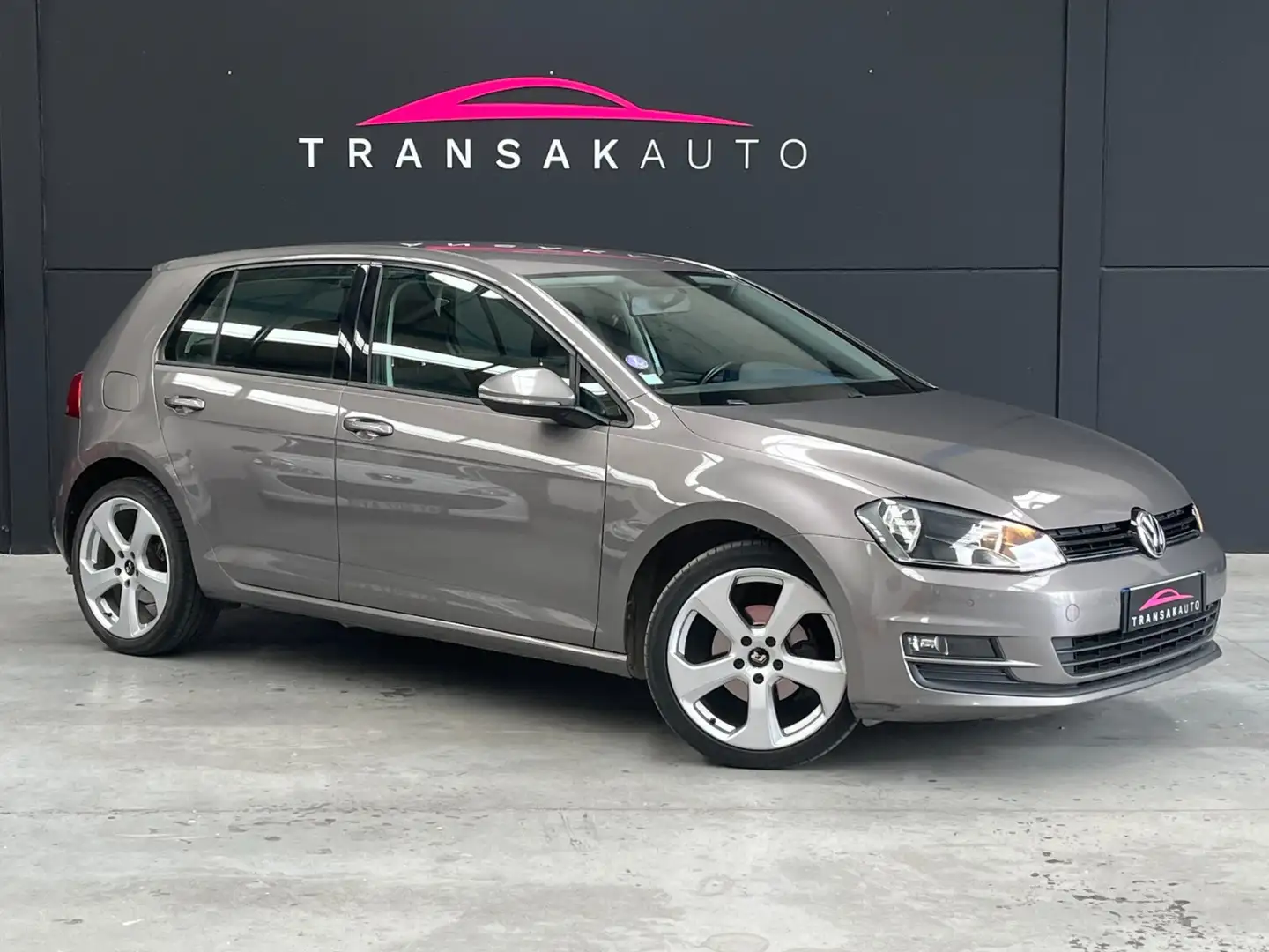 Volkswagen Golf Edition Gris - 1