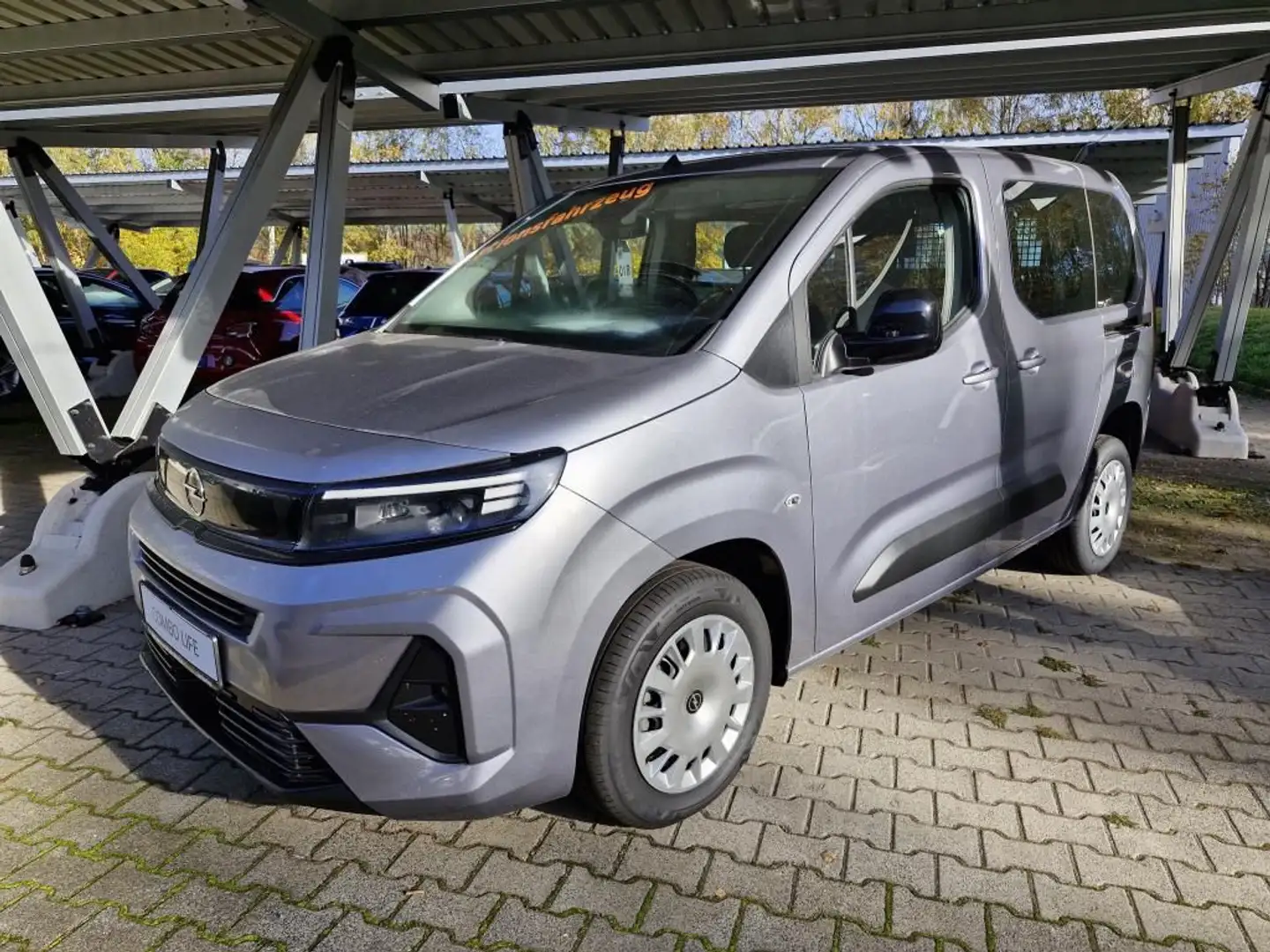 Opel Combo Kombi 1.5D Matrix LED+Navi+Kamera Weiß - 1