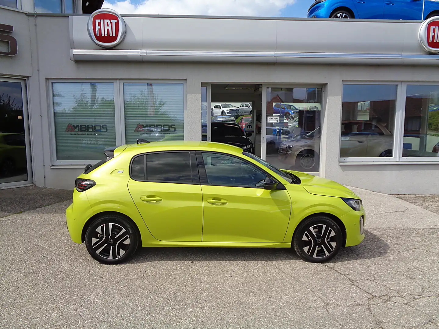 Peugeot e-208 156PS 54kWh Allure - WÄRMEPUMPE - 360 KAMERA - ... Gelb - 2