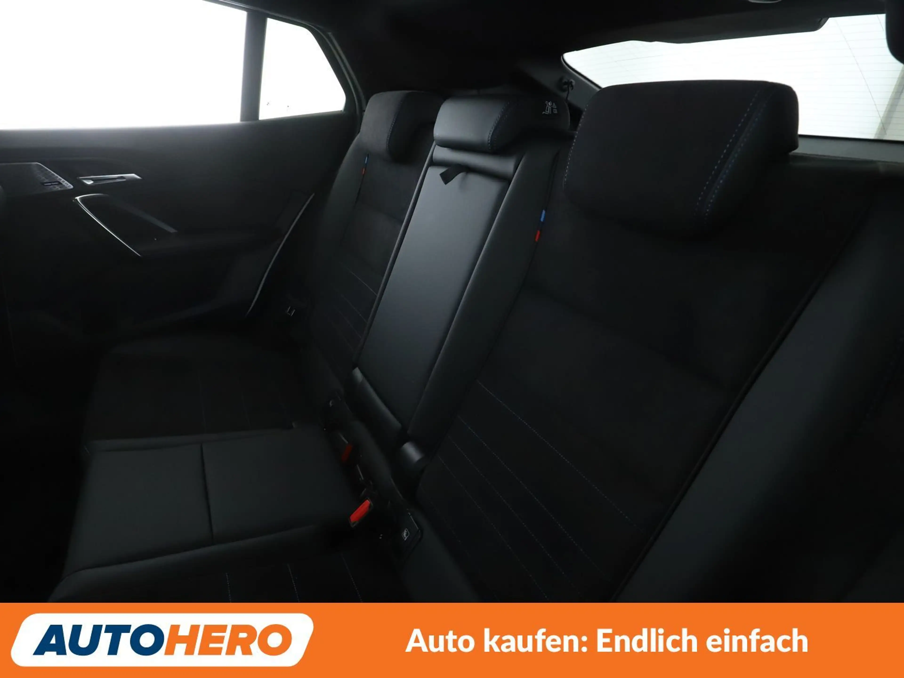 BMW X2 sDrive 20i Mild-Hybrid M Sport — photo 14