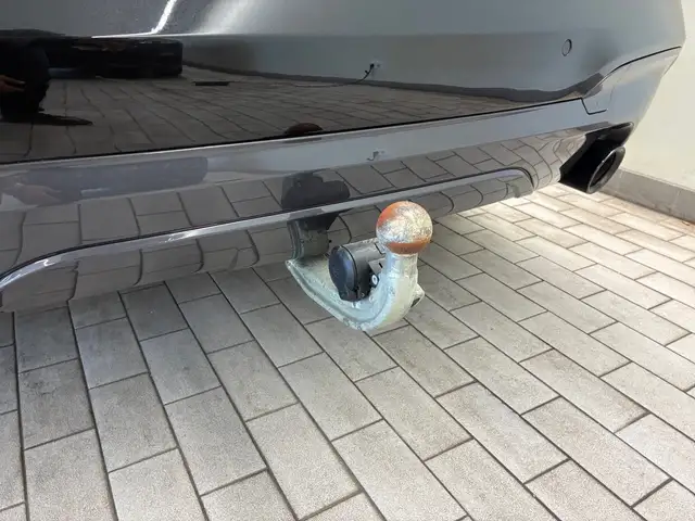 BMW X3 view 12