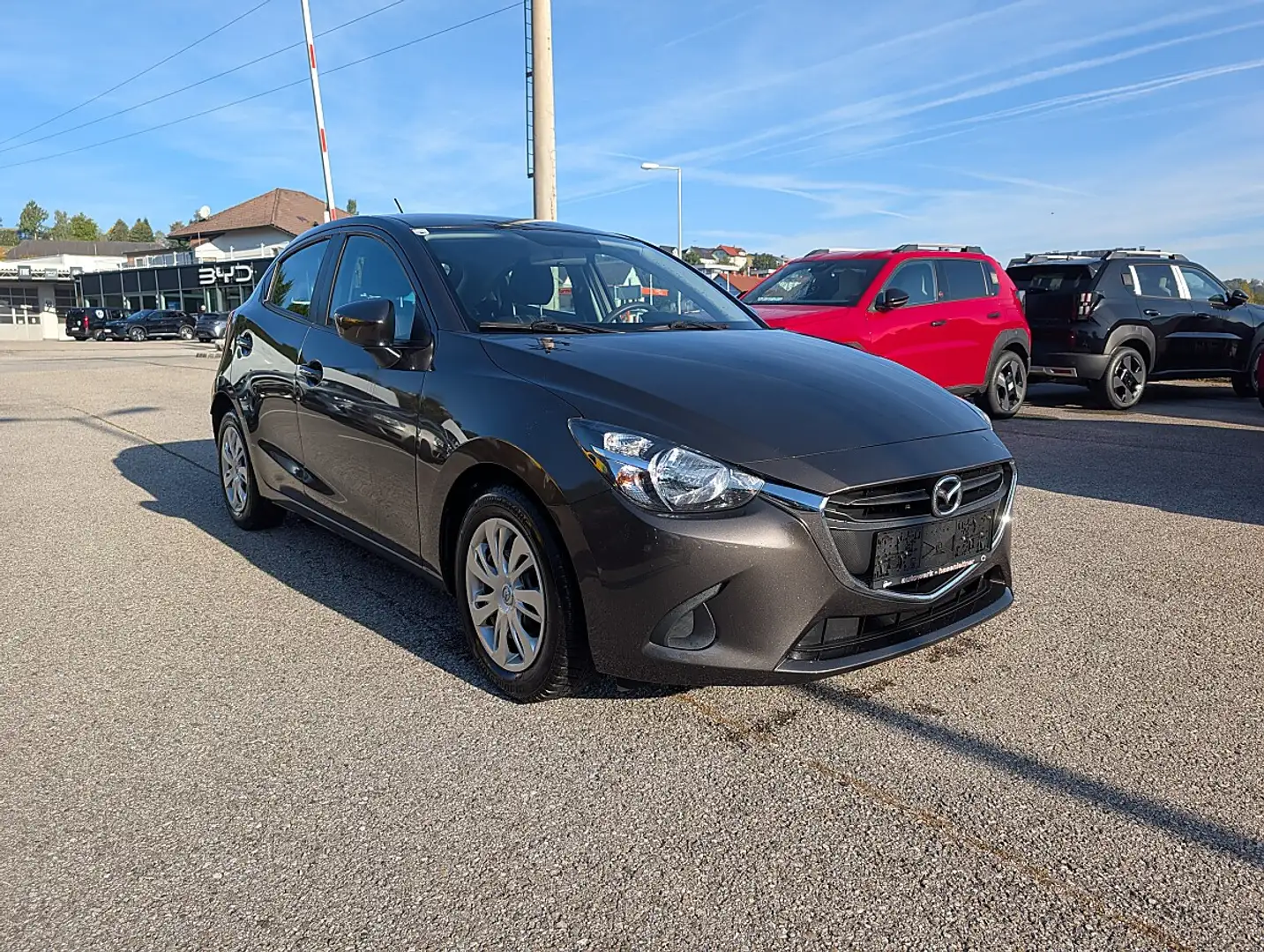 Mazda 2 Mazda 2 Emotion **8 Fach Bereift** Grau - 2