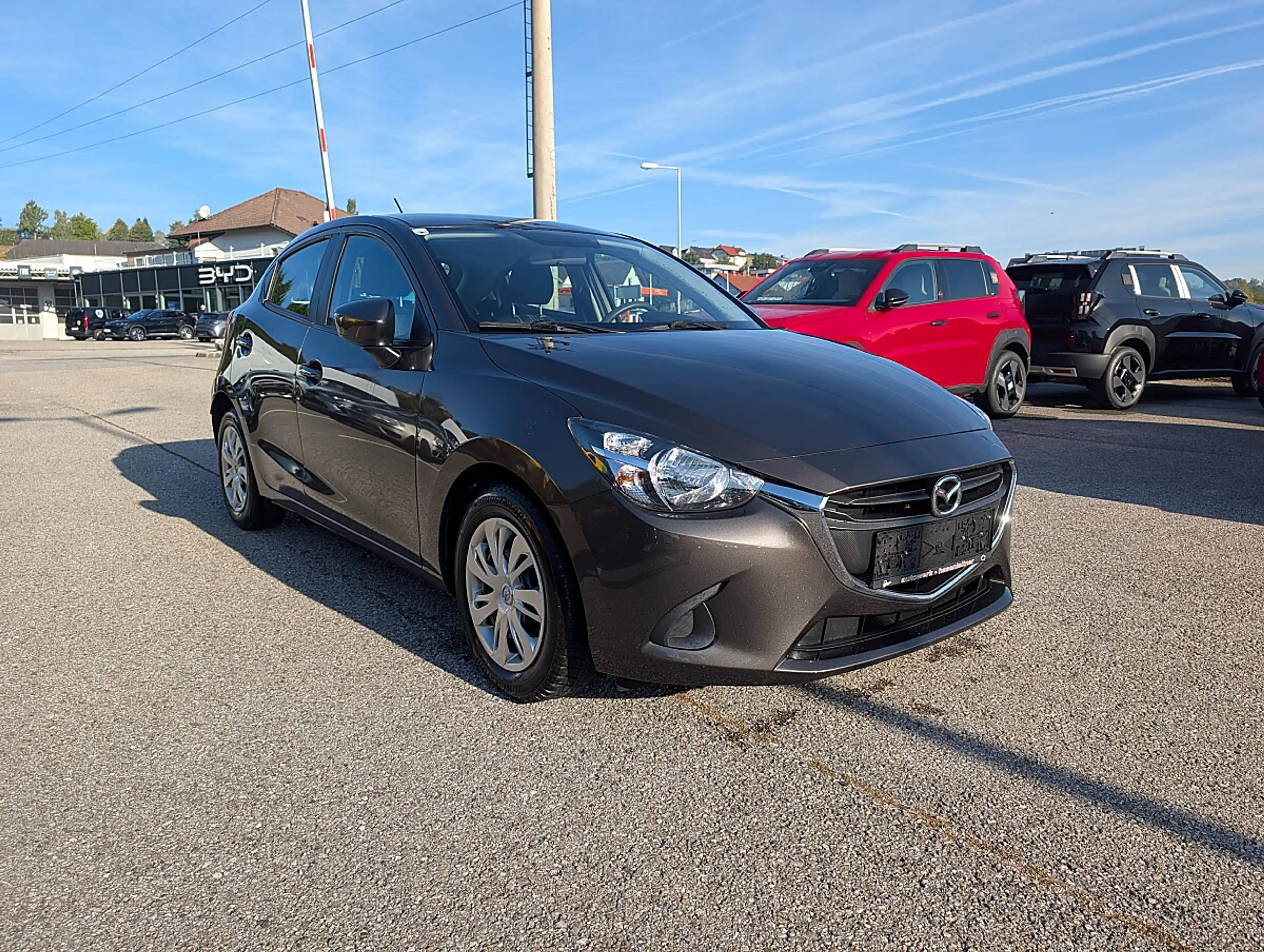 Mazda 2 Mazda 2 Emotion **8 Fach Bereift** — photo 2