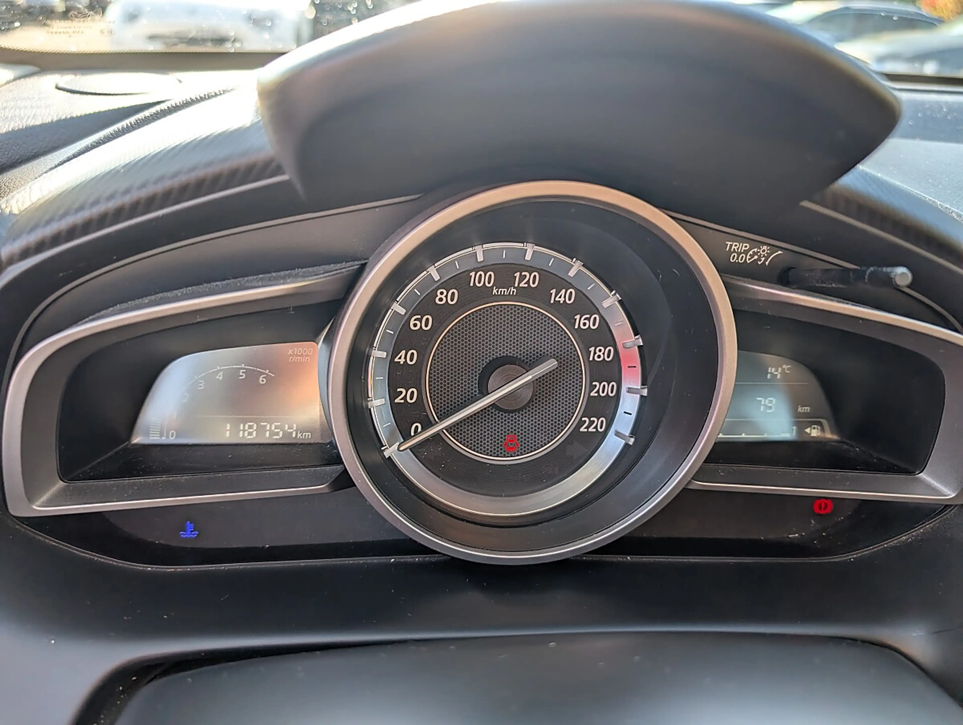 Mazda 2 Mazda 2 Emotion **8 Fach Bereift** — photo 7