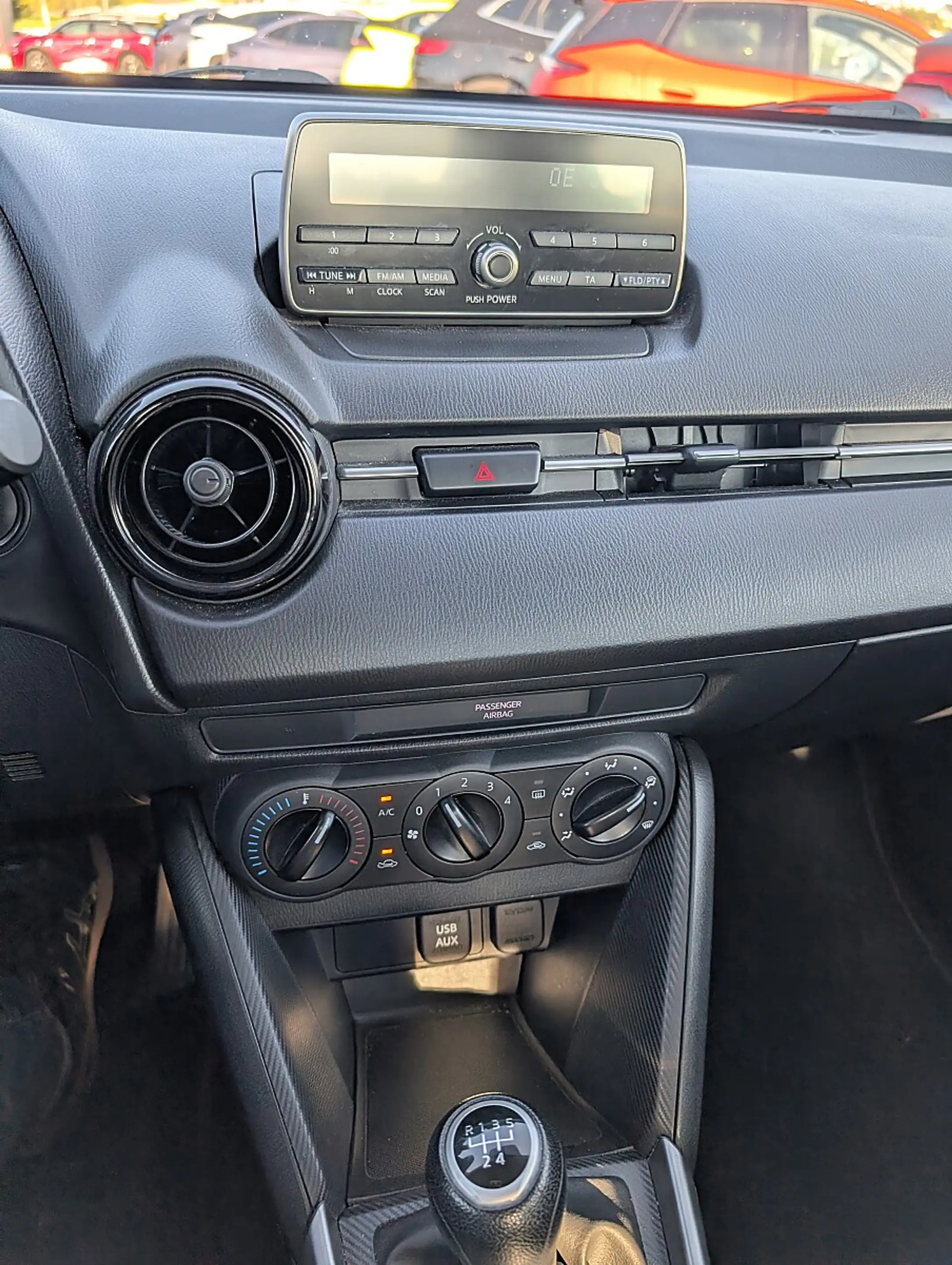 Mazda 2 Mazda 2 Emotion **8 Fach Bereift** — photo 8