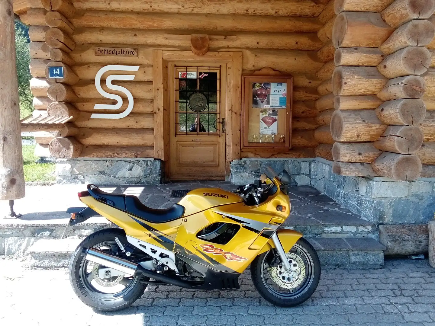 Suzuki GSF 600 GSXF 600 86PS Oro - 2
