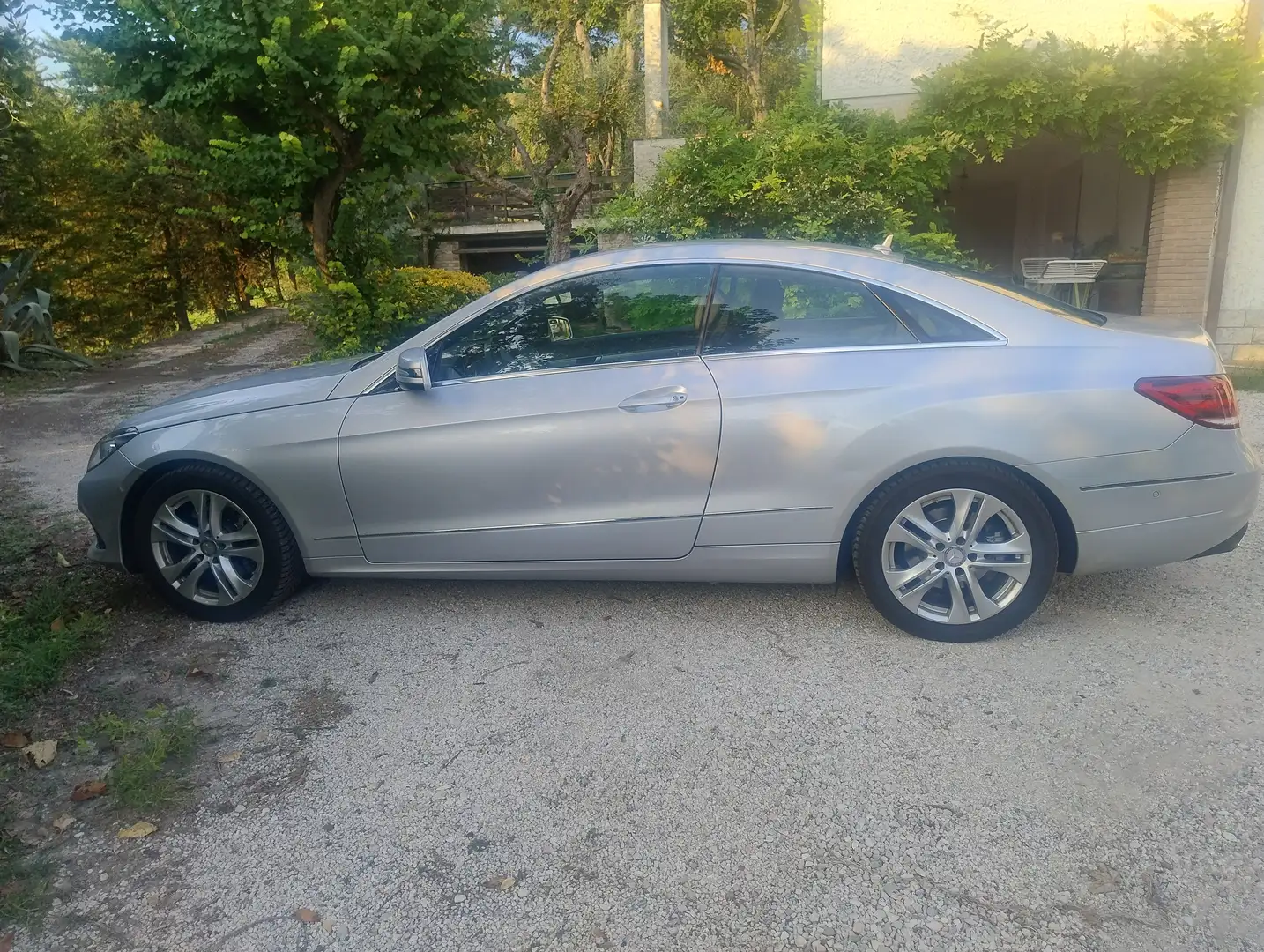 Mercedes-Benz E 250 Classe E - 250 Blue TEC Sport Argento - 1