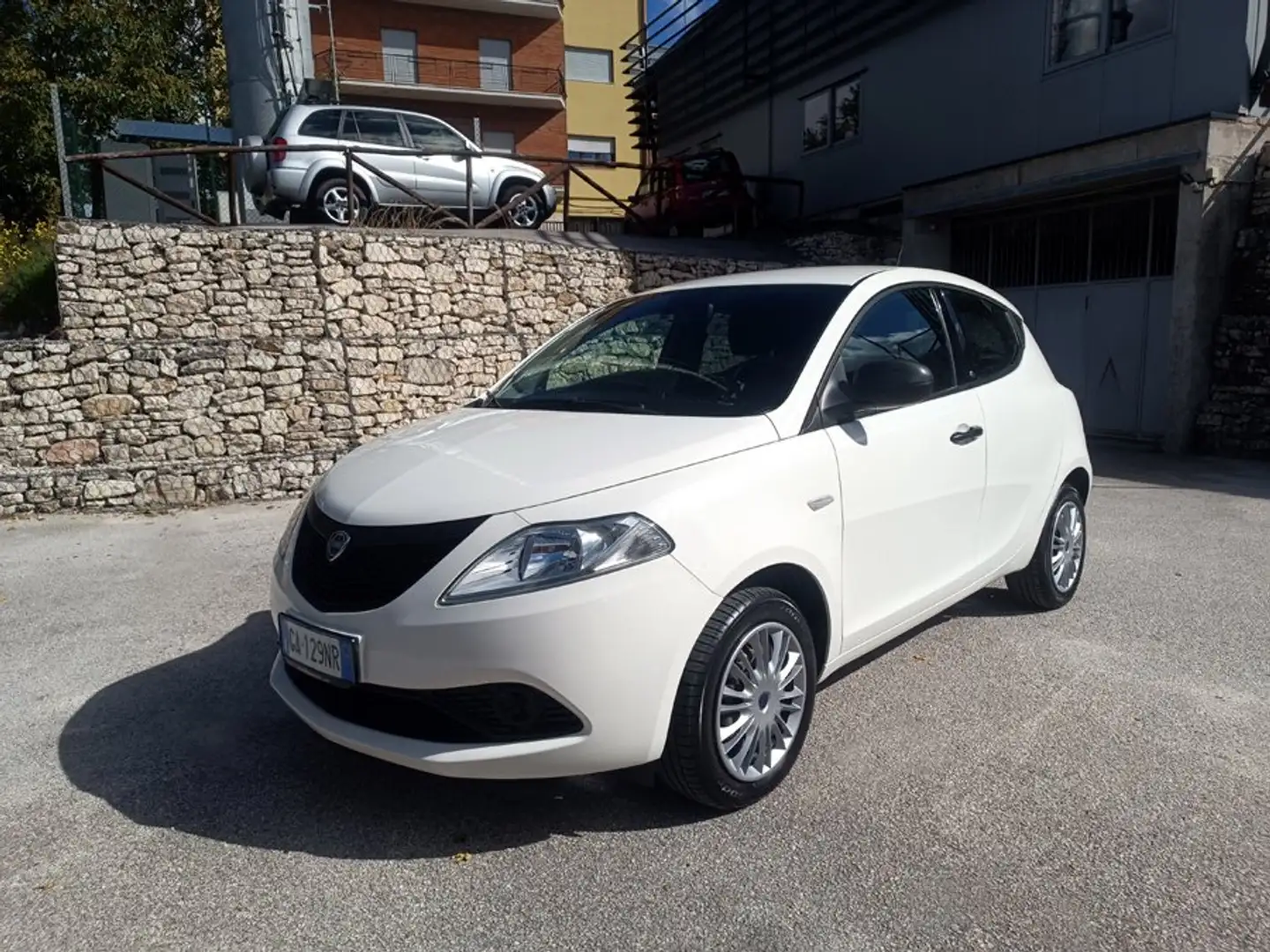 Lancia Ypsilon Ypsilon III 2015 1.2 Elefantino Blu Bianco - 1