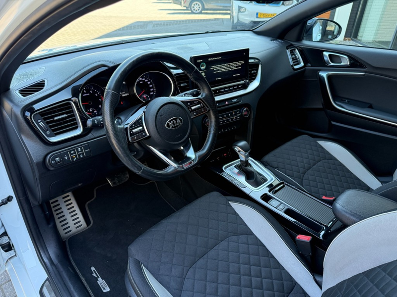 Kia ProCeed / pro_cee'd 1.4 T-GDI GT-LINE,LED,Adapt Cruise,Lane Ass.,Camer — photo 15