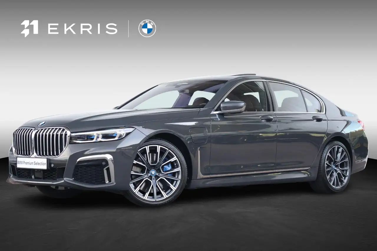 BMW 745