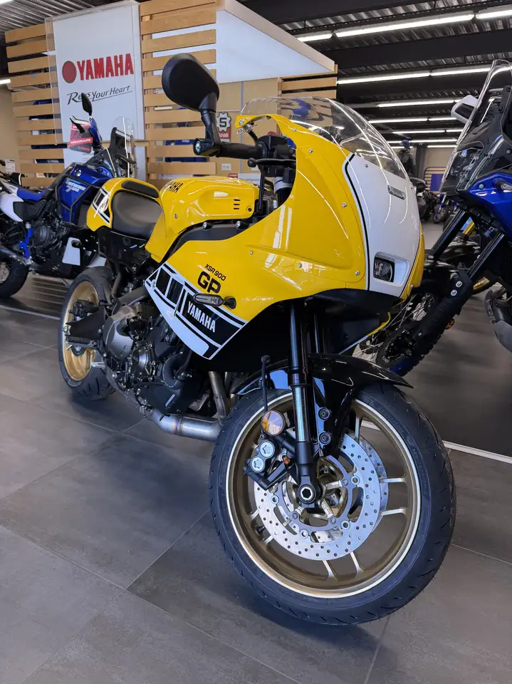 Yamaha XSR 900