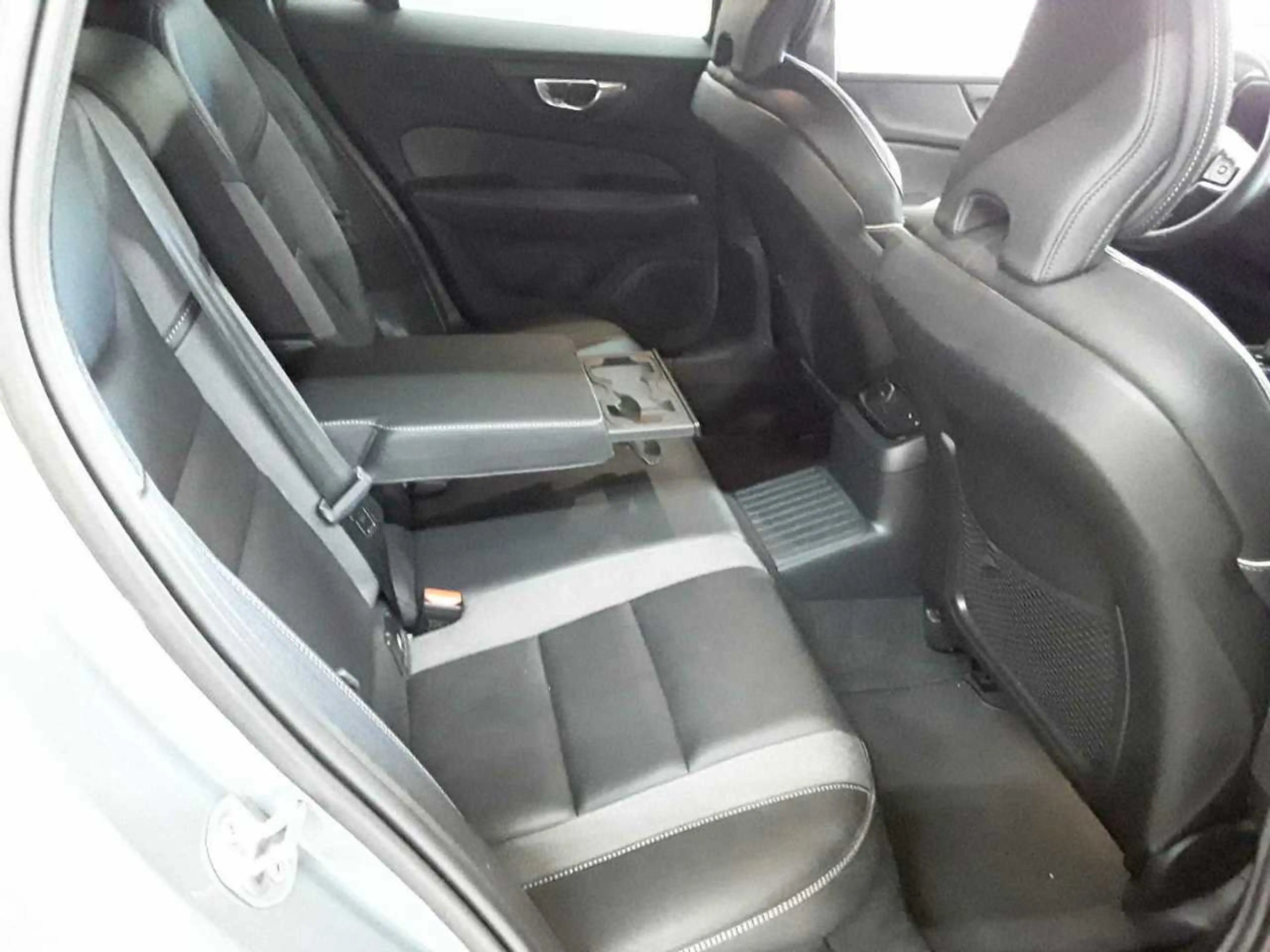 Volvo V60 V60 T6 AWD Recharge RDesign PANO AHK — photo 14