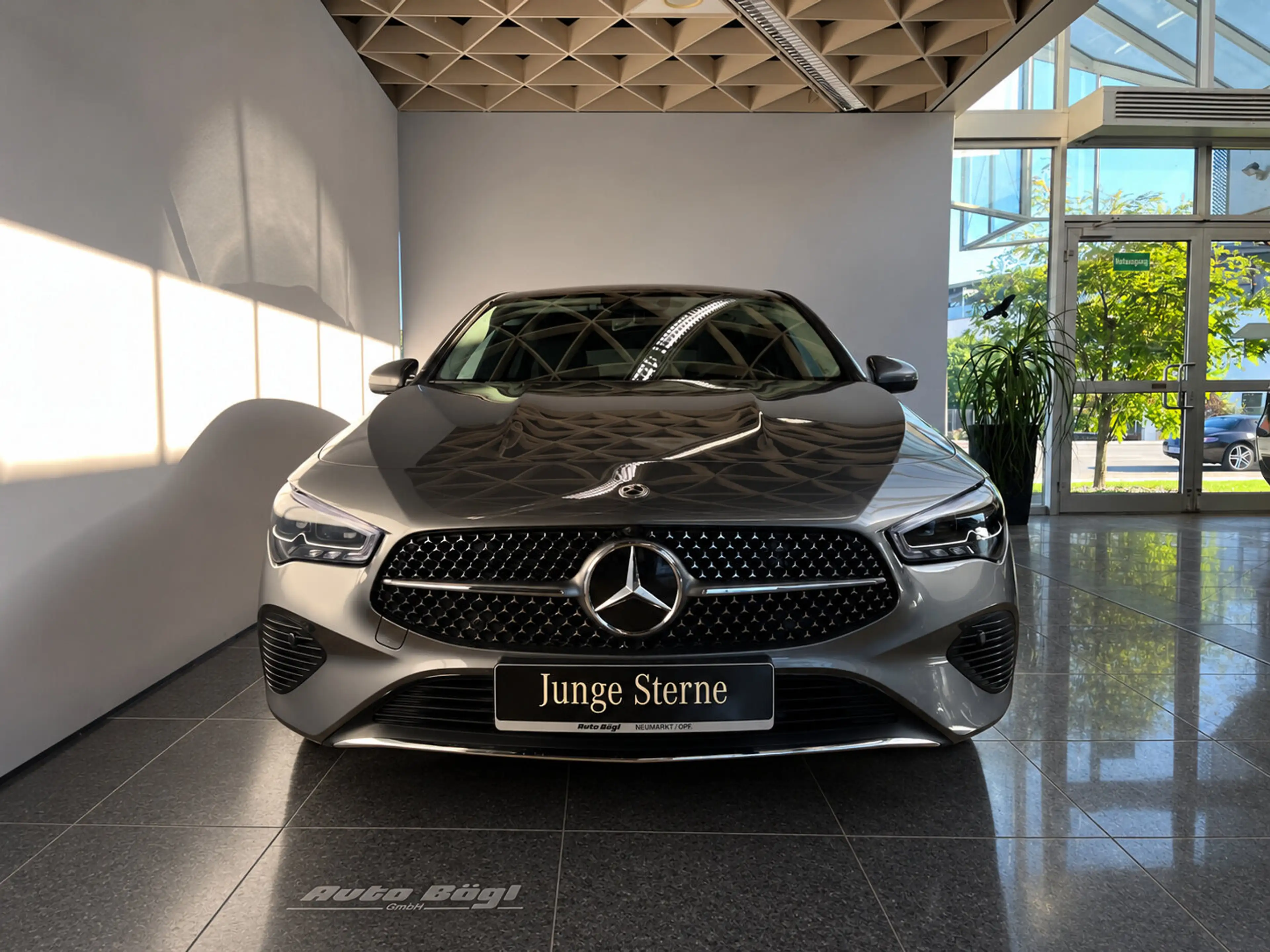 Mercedes-Benz CLA 180 CLA 180 SB Progressive Advanced/Fahrass/Multibeam — photo 3