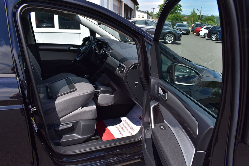 Volkswagen Touran Comfortline IQ.LIGHT+Kamera+7-Sitzer+ACC — photo 11