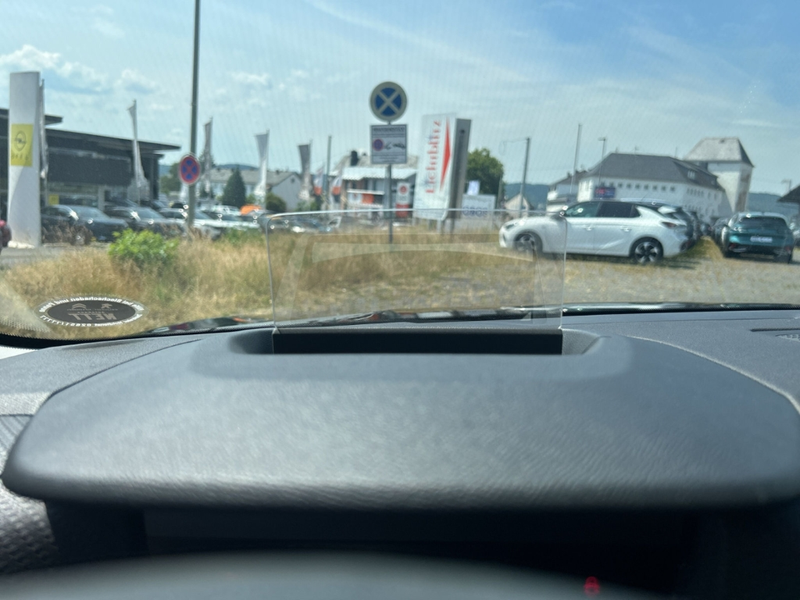 Citroen C4 -e Shine Elektromotor 136 — photo 14