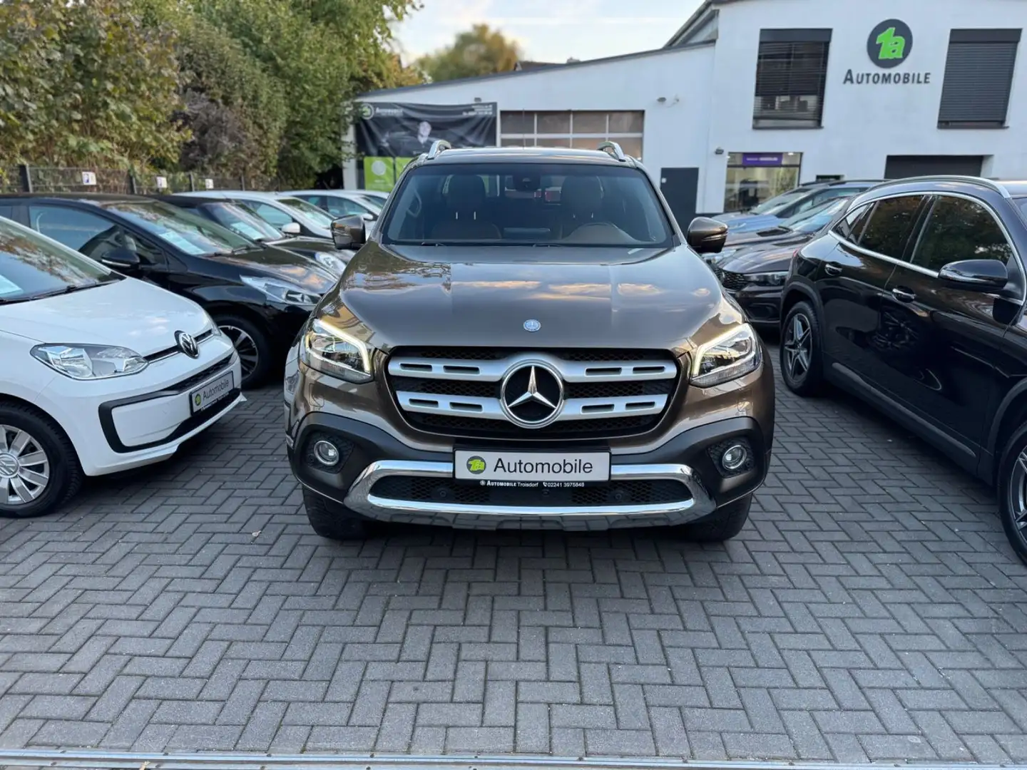 Mercedes-Benz X 250 d 4Matic Edition*NAVI*AHK*360°*LED Braun - 2
