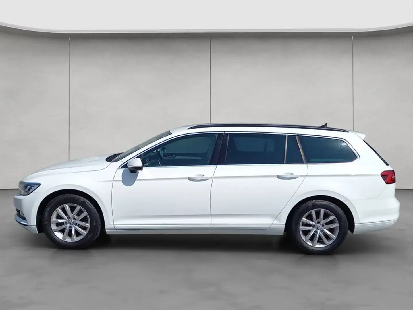 Volkswagen Passat Variant 1.4 TSI -Comfrotline- DSG LED/ Na Bílá - 2