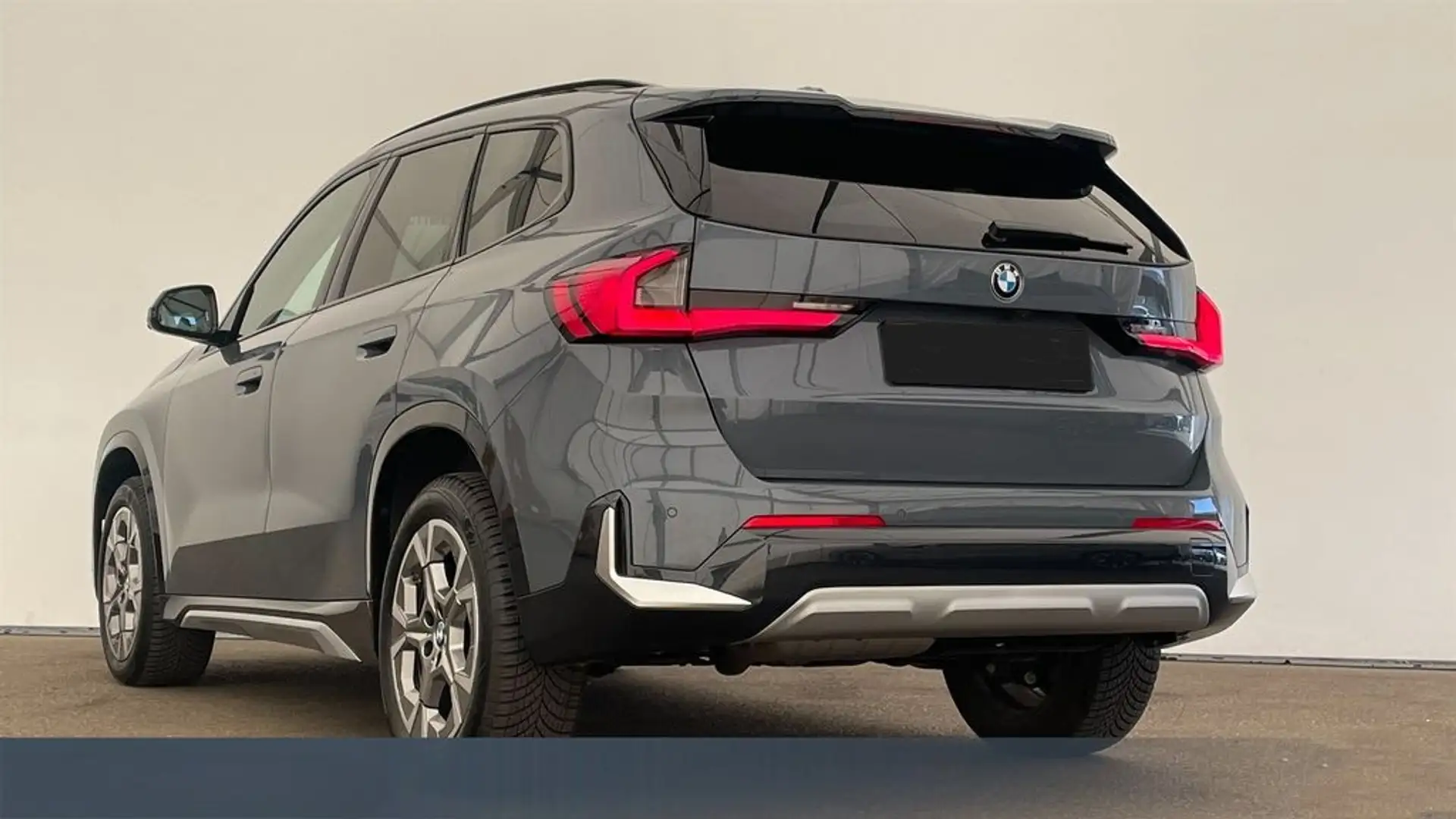 BMW X1 xDrive 23d 211ch DKG7 xLine - 5P Edition Excellenc Gris - 2