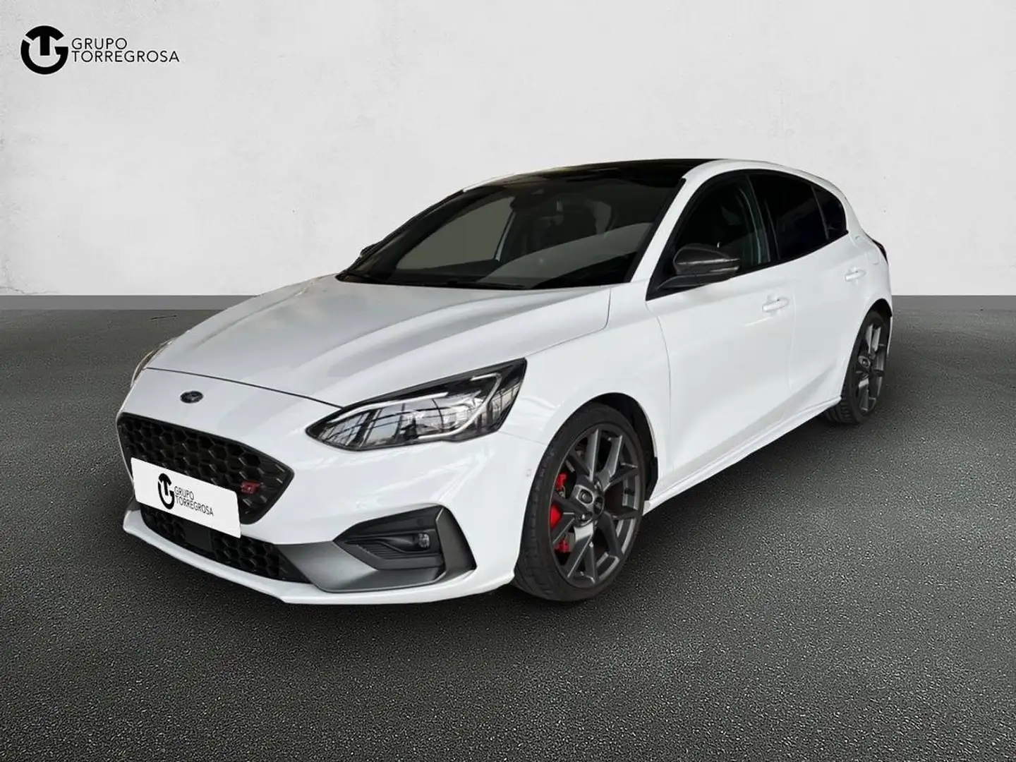 Ford Focus 2.3 Ecoboost ST 3 bijela - 1