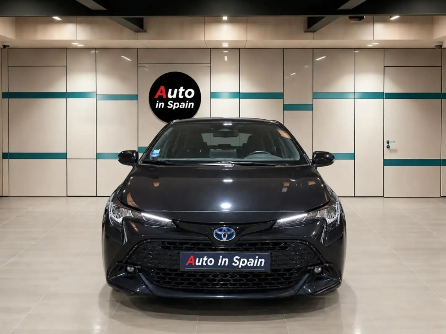 Toyota Corolla 140H Active Plus Negro - 2