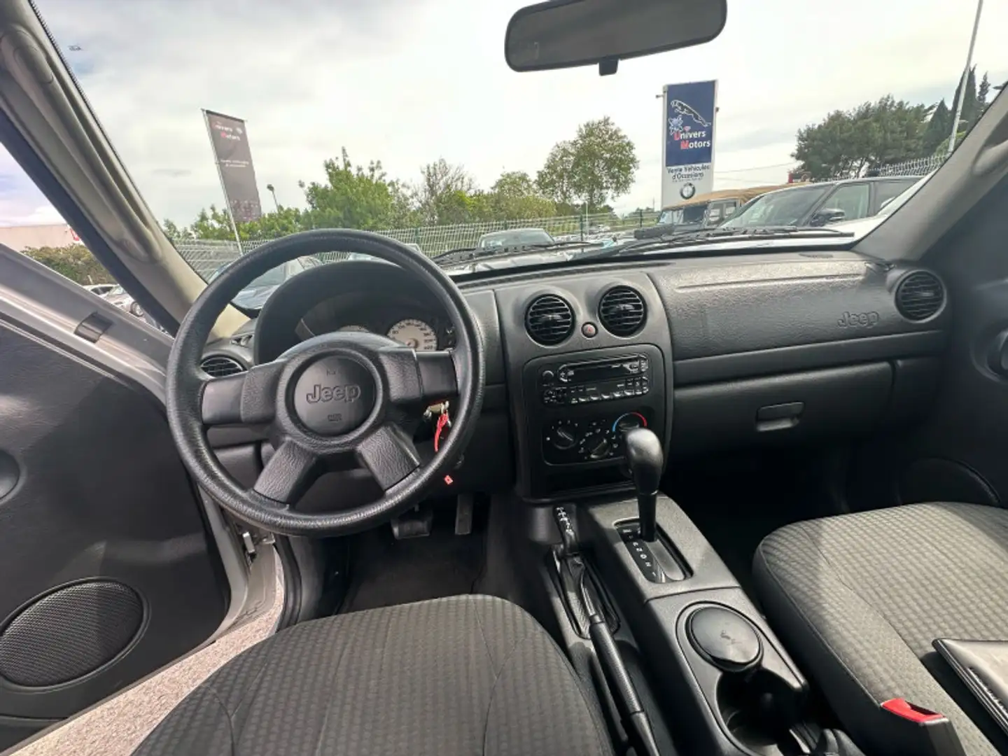 Jeep Cherokee 2.8 CRD150 Sport BA 5P Gris - 2