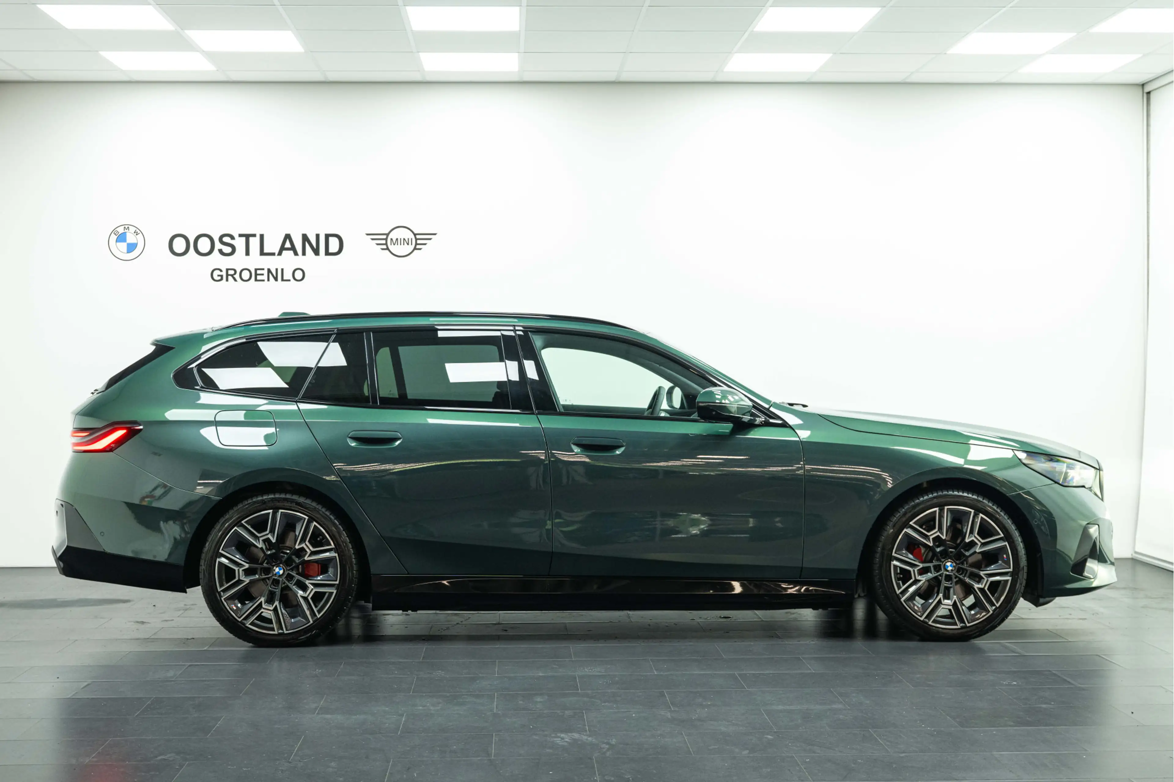 BMW 530 5 Serie Touring 530e M Sport Automaat / Trekhaak / — photo 6