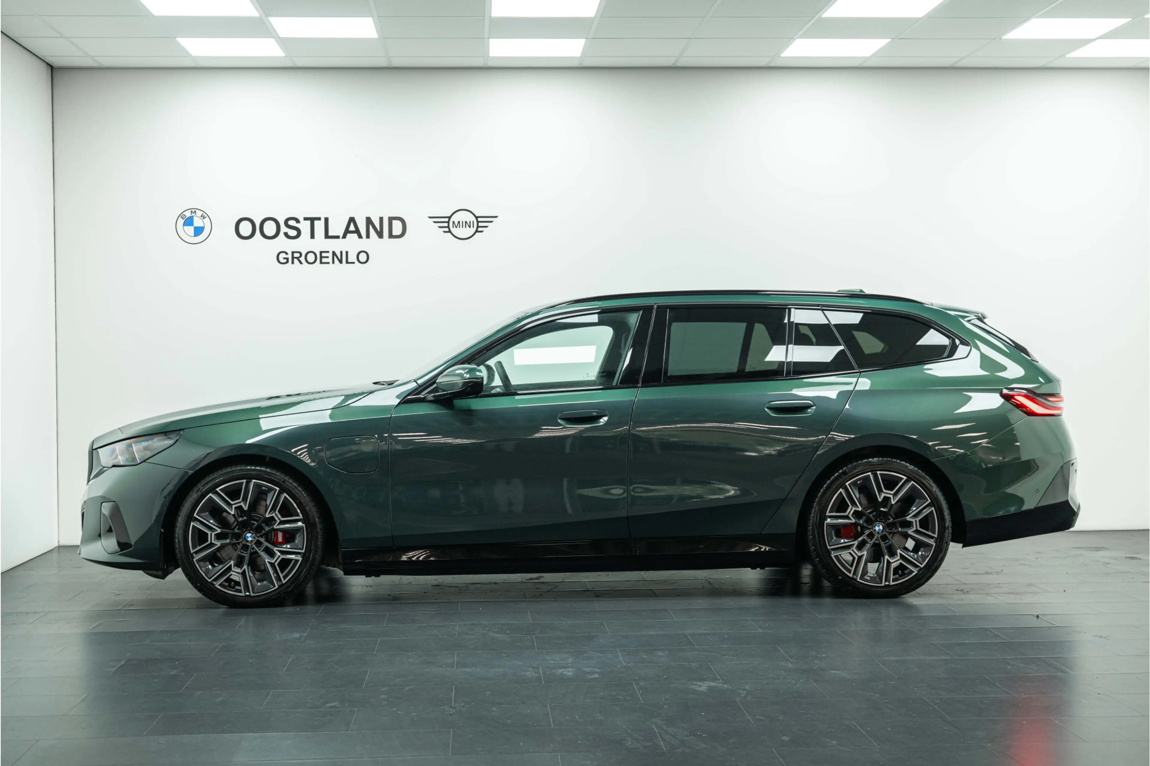 BMW 530 5 Serie Touring 530e M Sport Automaat / Trekhaak / — photo 7