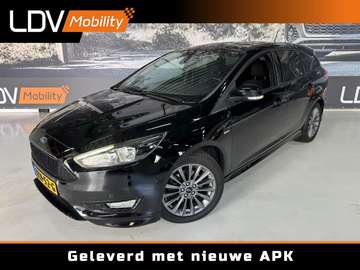 1.5 Benzine ST-LINE / 117573 km / Trekhaak / CarPl