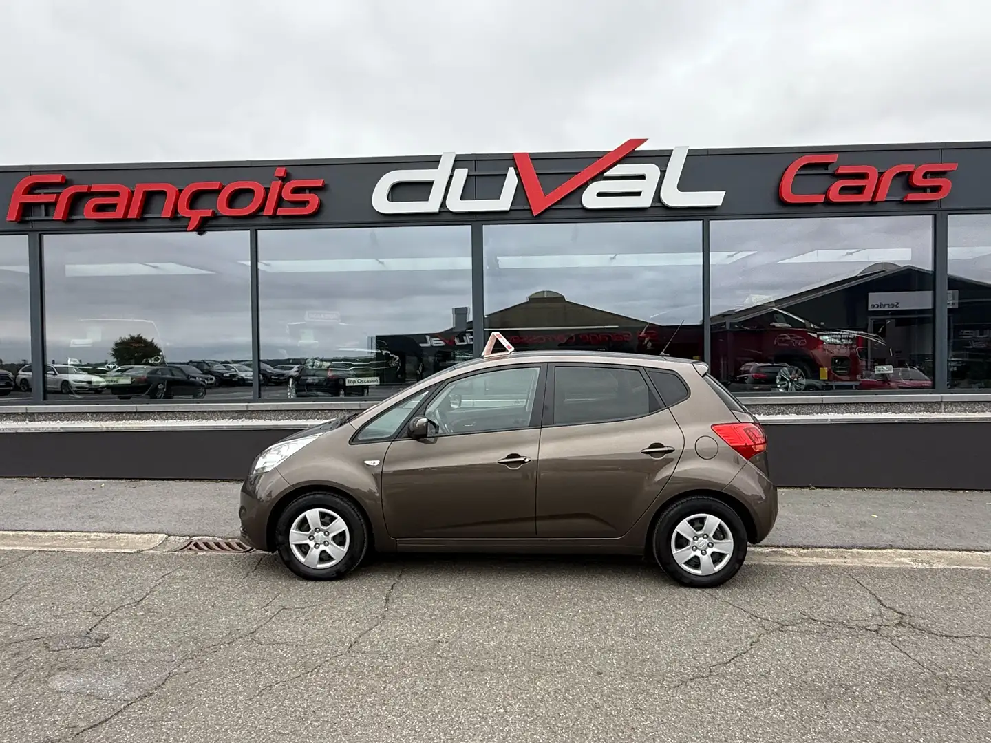Kia Venga ‼️39000KM‼️PRET A IMMATRICULÉ✅ETAT EXCE Brun - 1