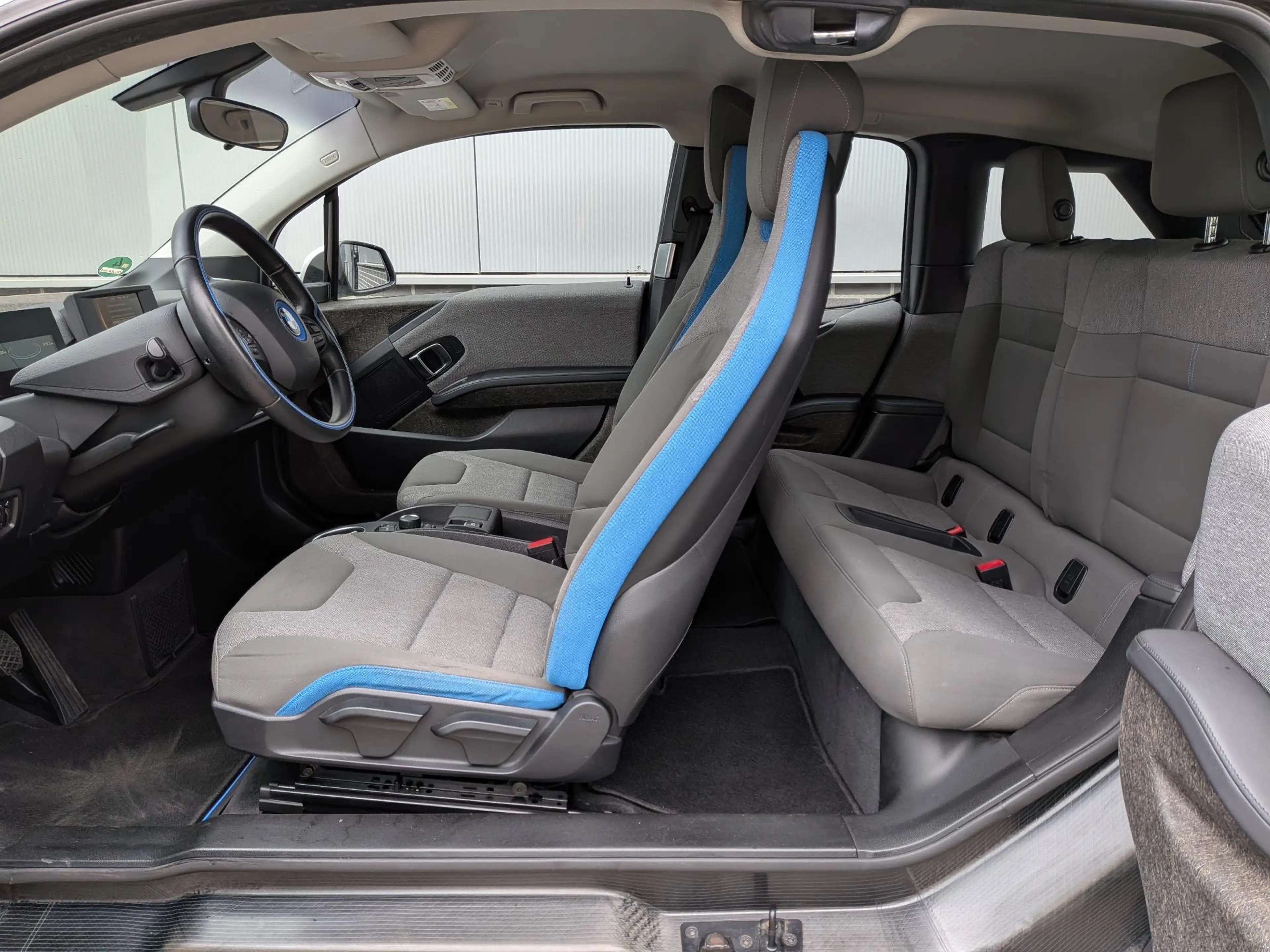 BMW i3 Range Extender | Parkingpack | Airco | 20" | Sluit — photo 11
