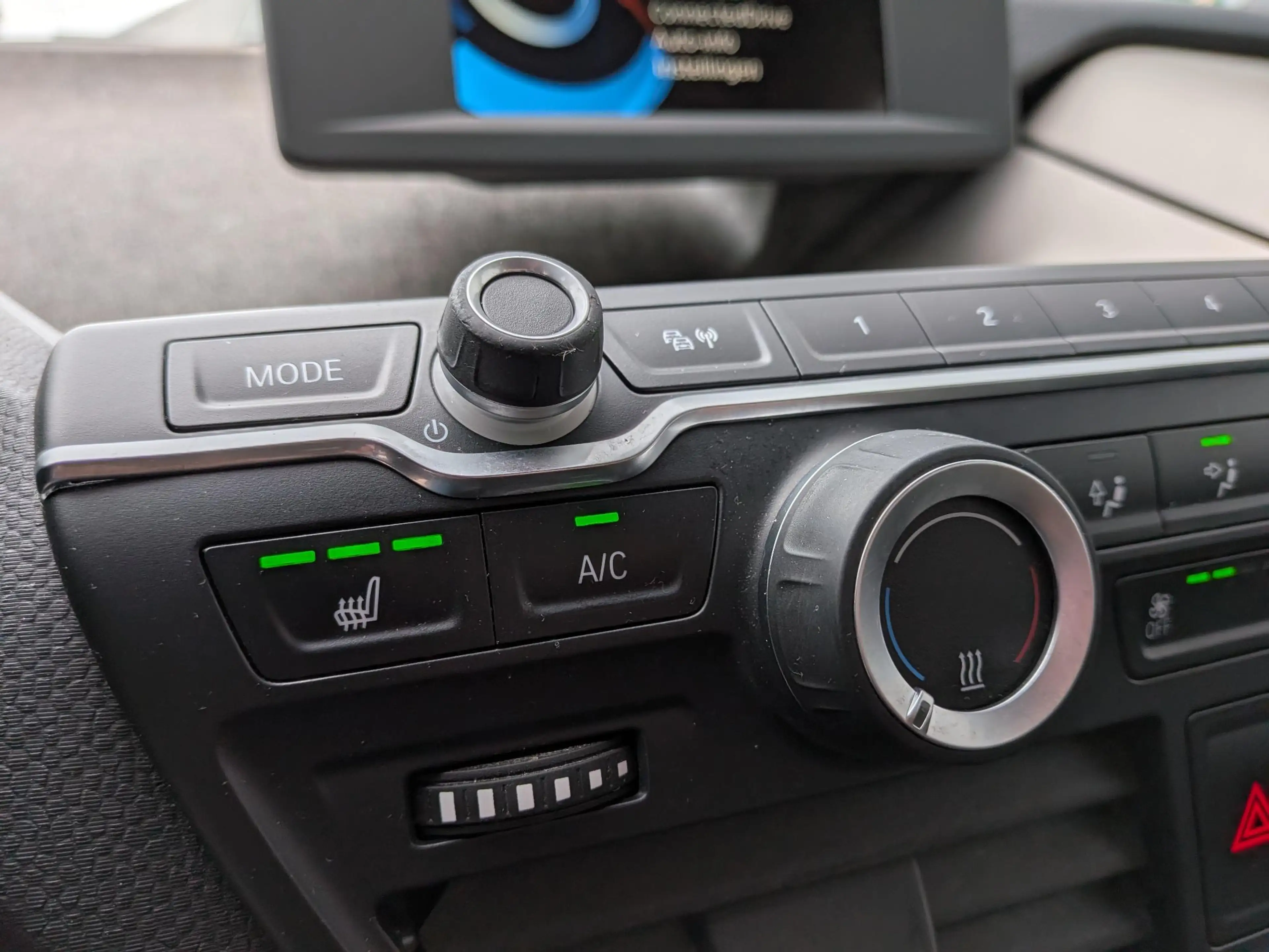 BMW i3 Range Extender | Parkingpack | Airco | 20" | Sluit — photo 14